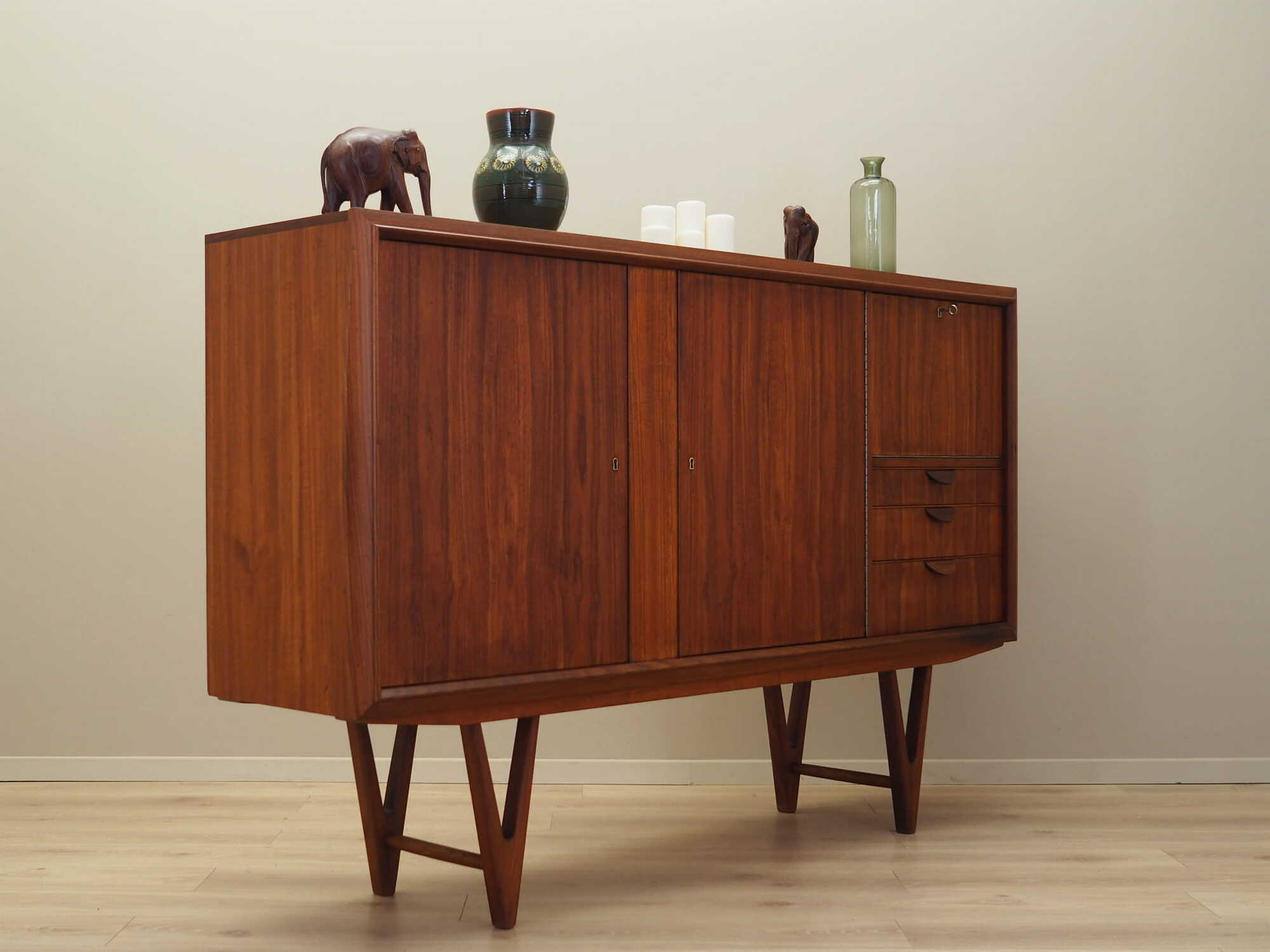 Vintage Highboard Teakholz Braun 1960er Jahre 5