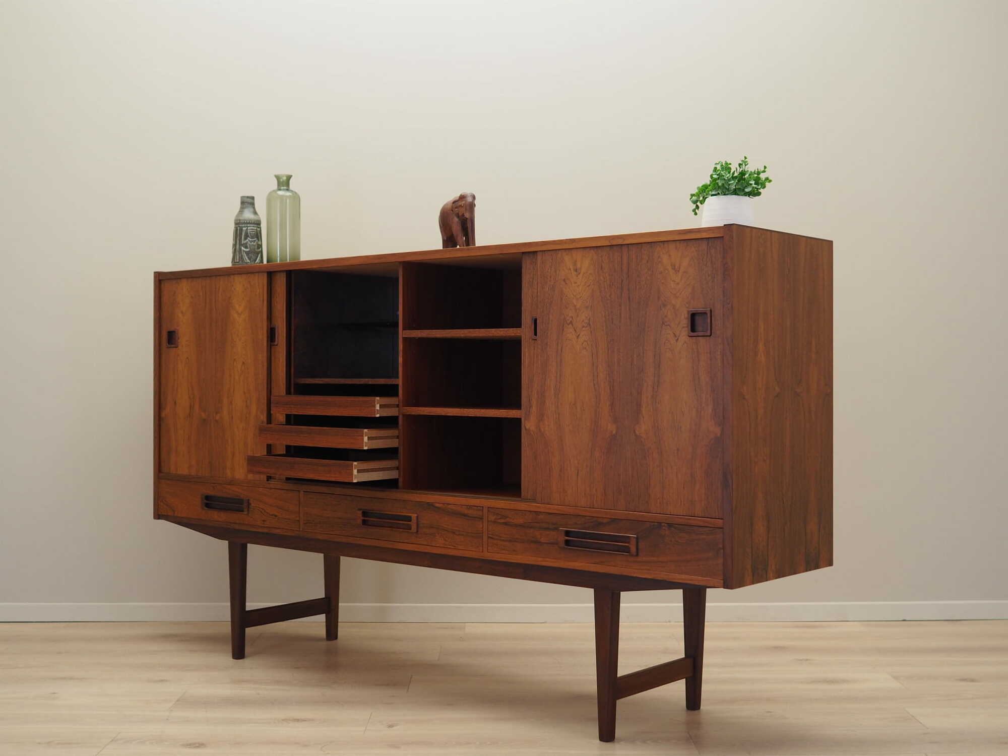 Highboard Rosenholz Braun 1960er Jahre 4