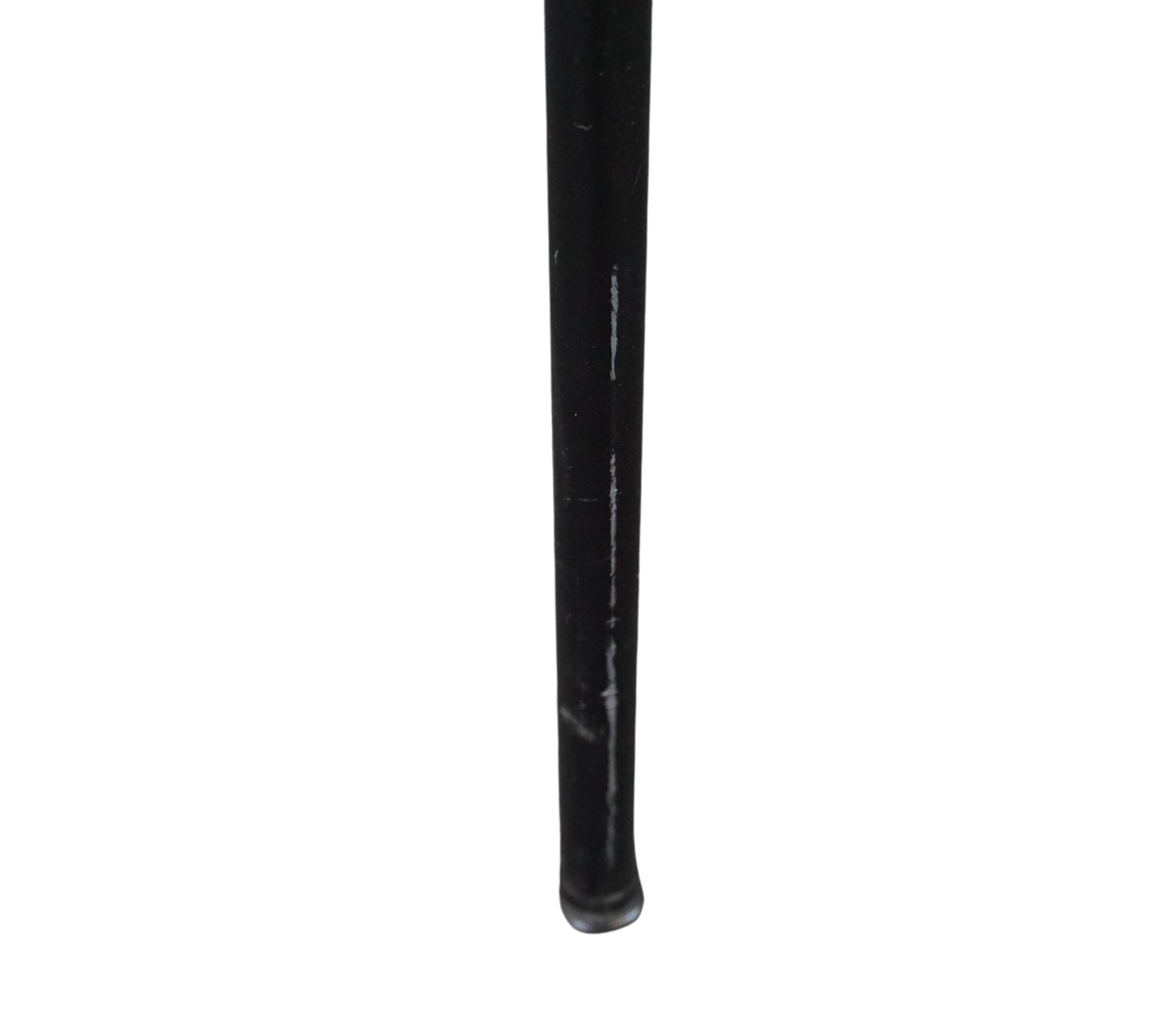 AV4 Pavilion Stuhl mit Armlehnen Walnuss Plastik 7