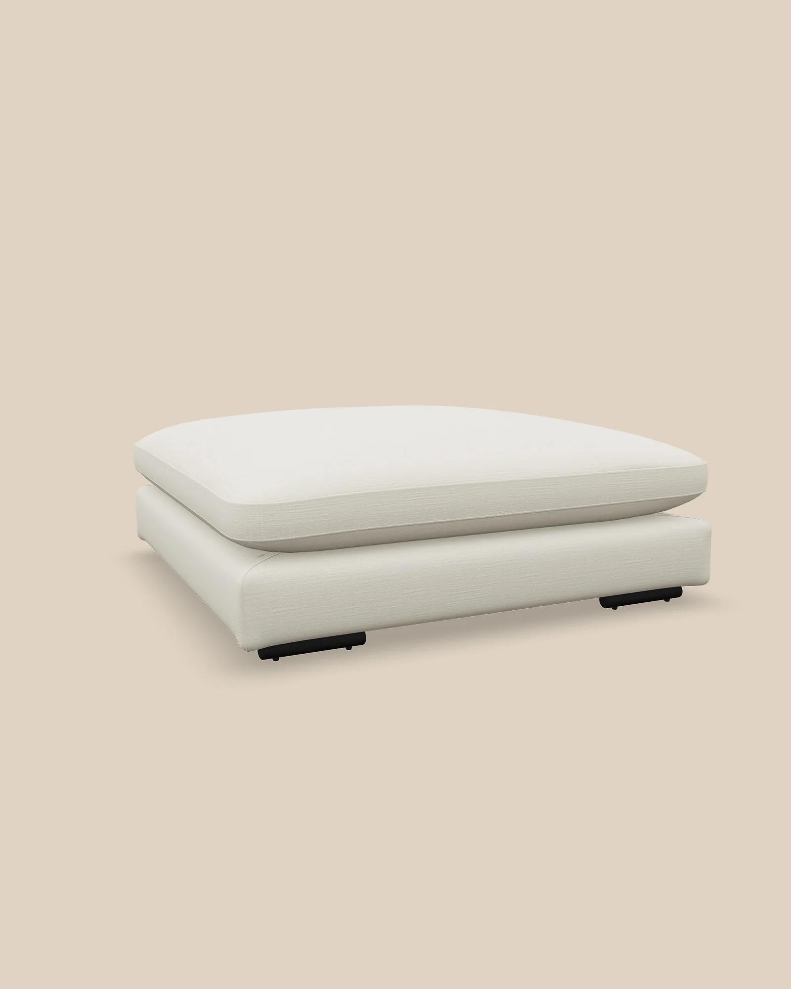 Mammuten Fußhocker Sandfarbe 1