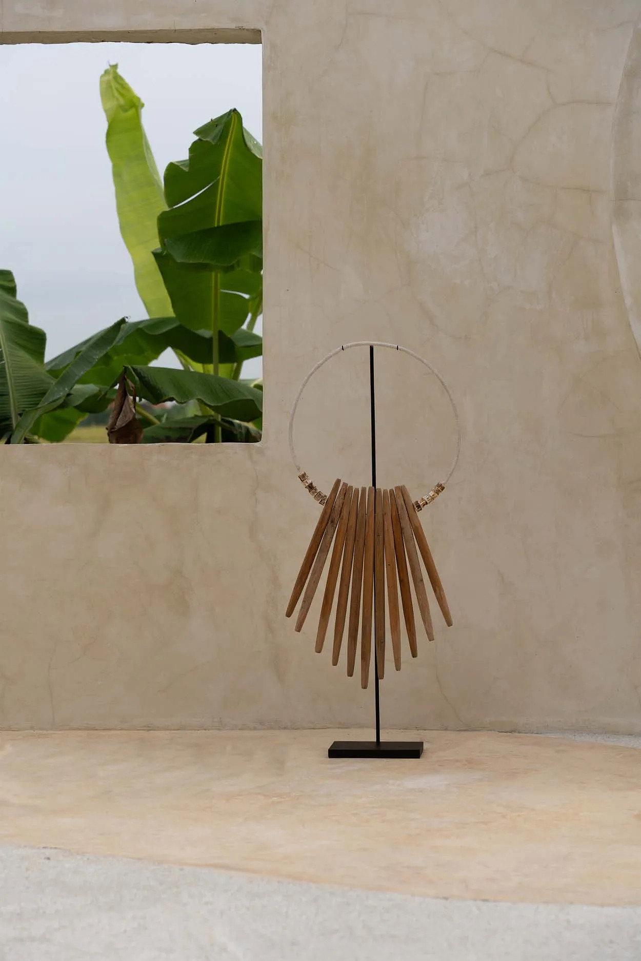 Wooden sticks on stand Light brown 2