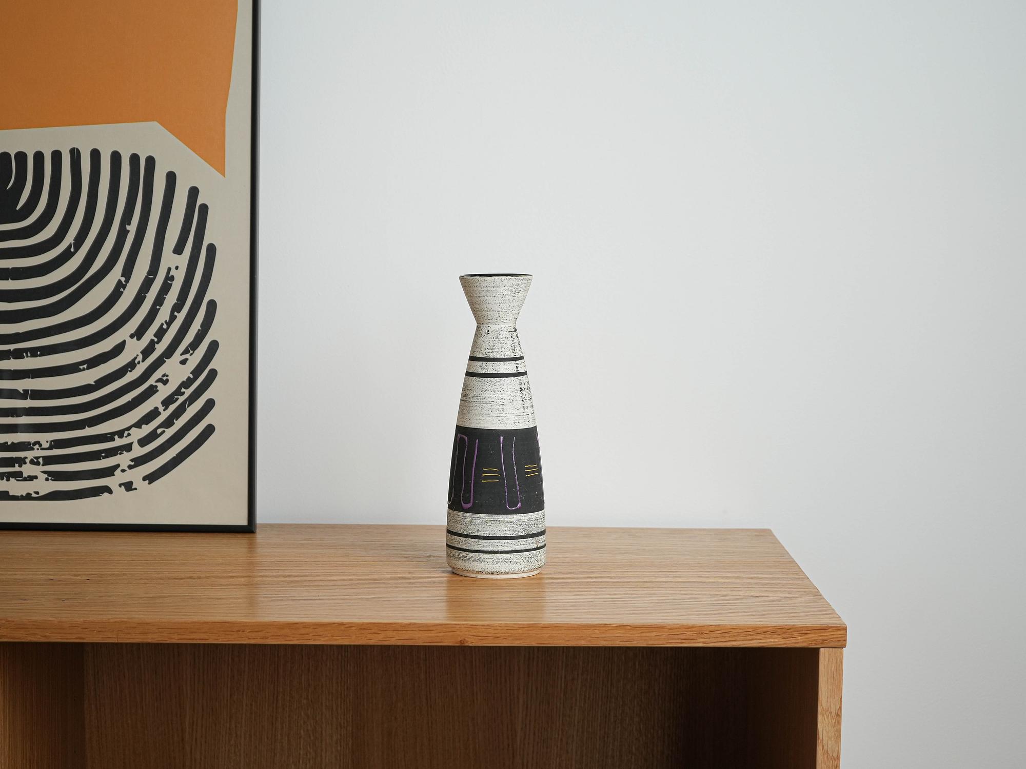 Ceramic vase 1970s 7