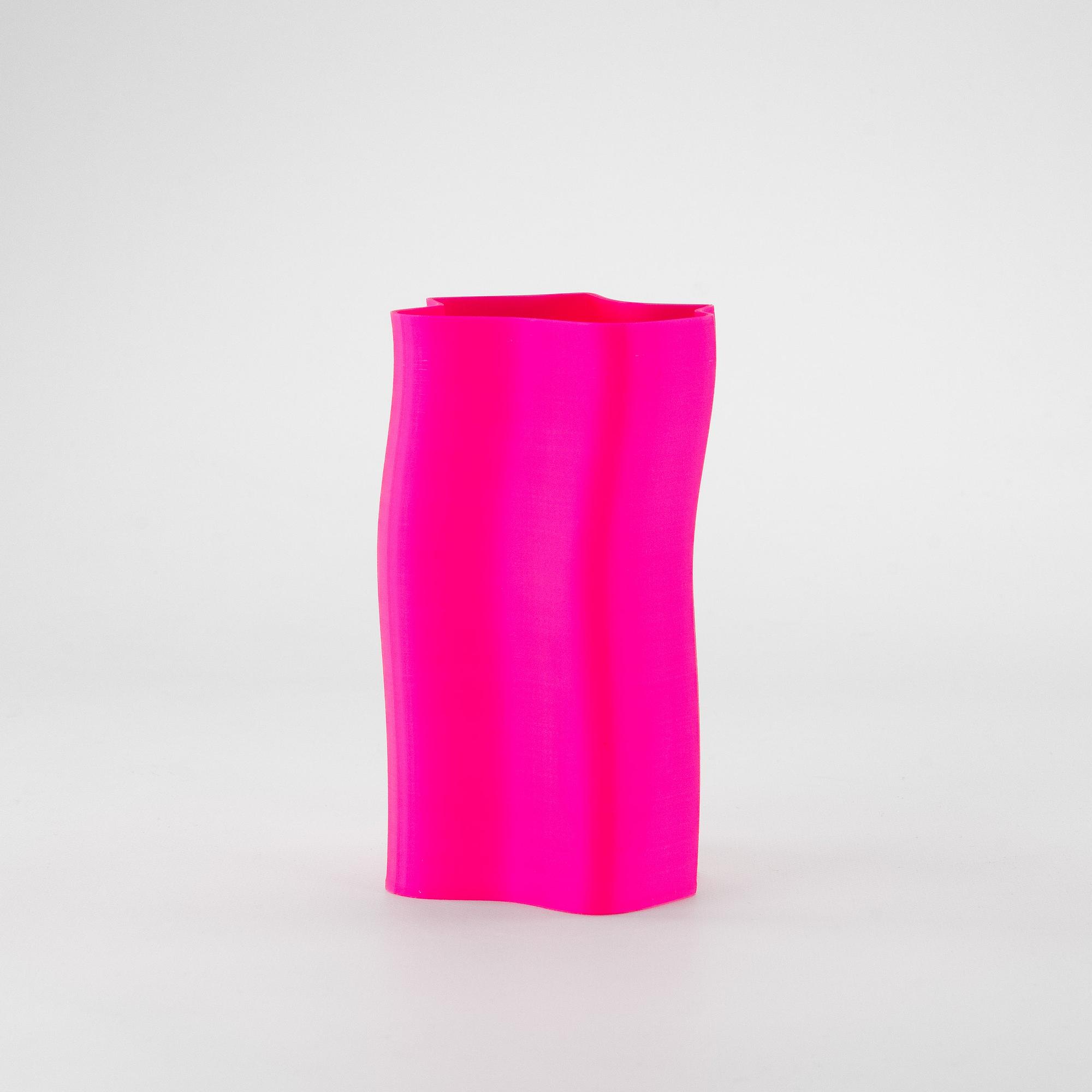 1126-1 Fluid Vase Neon Pink 1