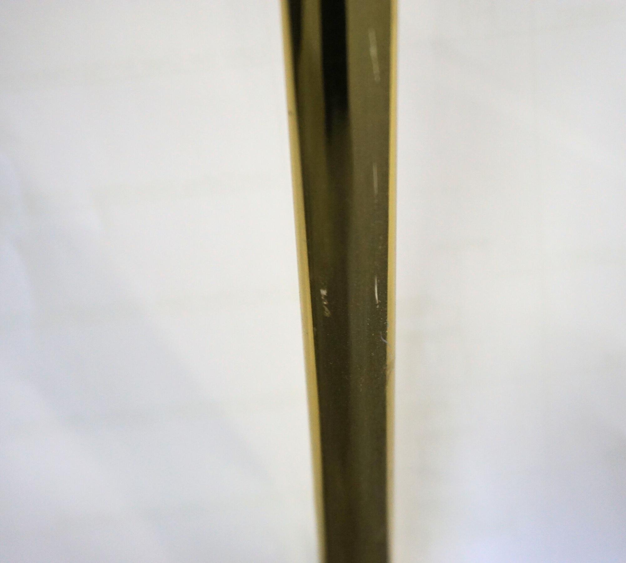 Elefy JH29 Armlehnstuhl Messing Blau 3