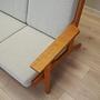 Divano in legno grigio anni '60 13