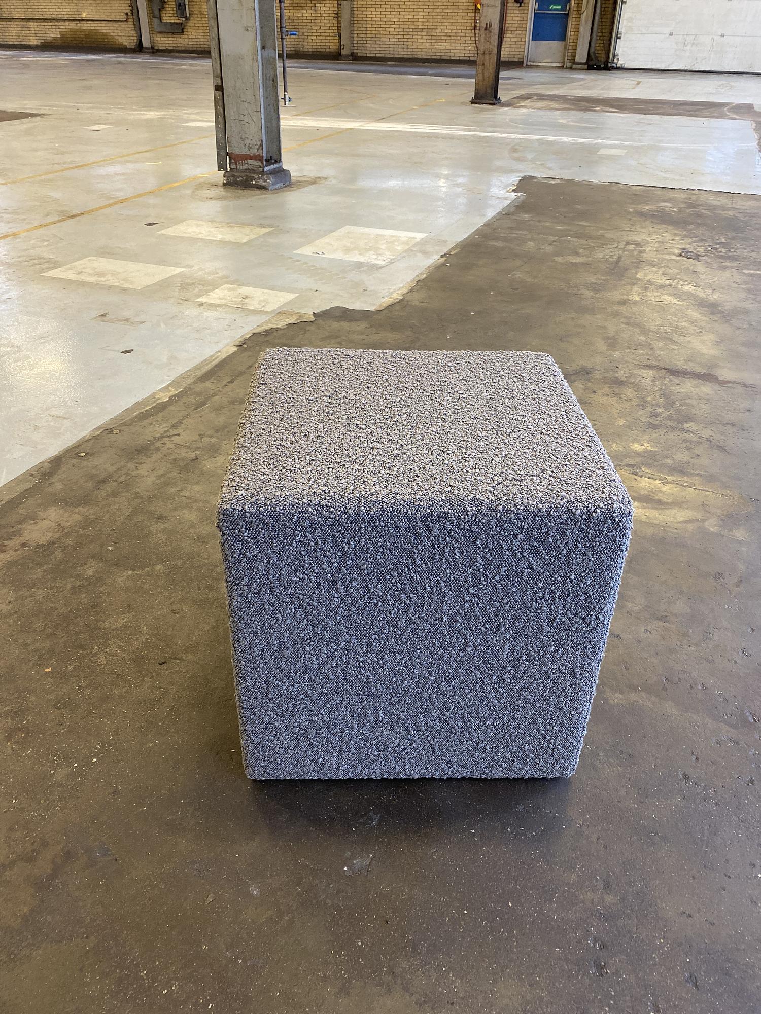 Stool 101 Copenhagen Firkant Dark Taupe 2