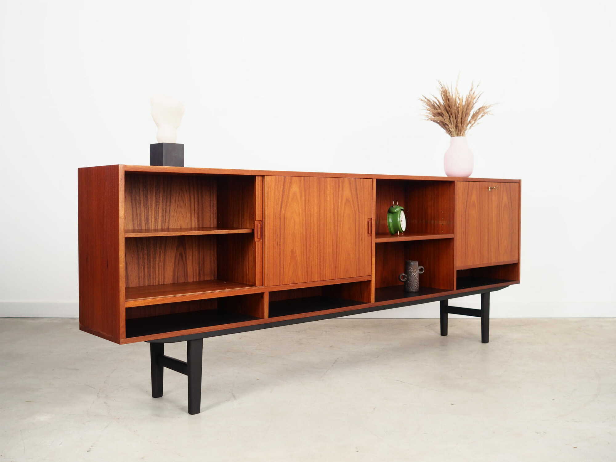 Vintage Sideboard Teak wood Brown 1970s 6