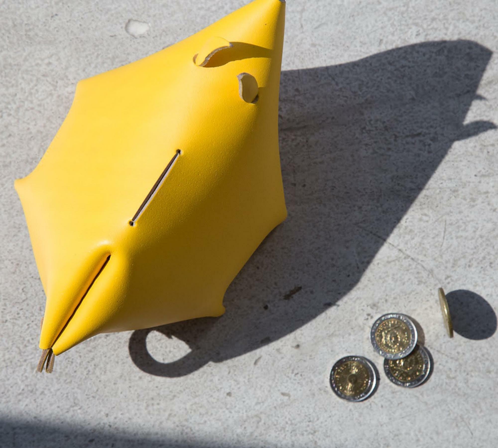 Sparschwein aus 100% Recyceltem Leder aus Spanien Gelb 2