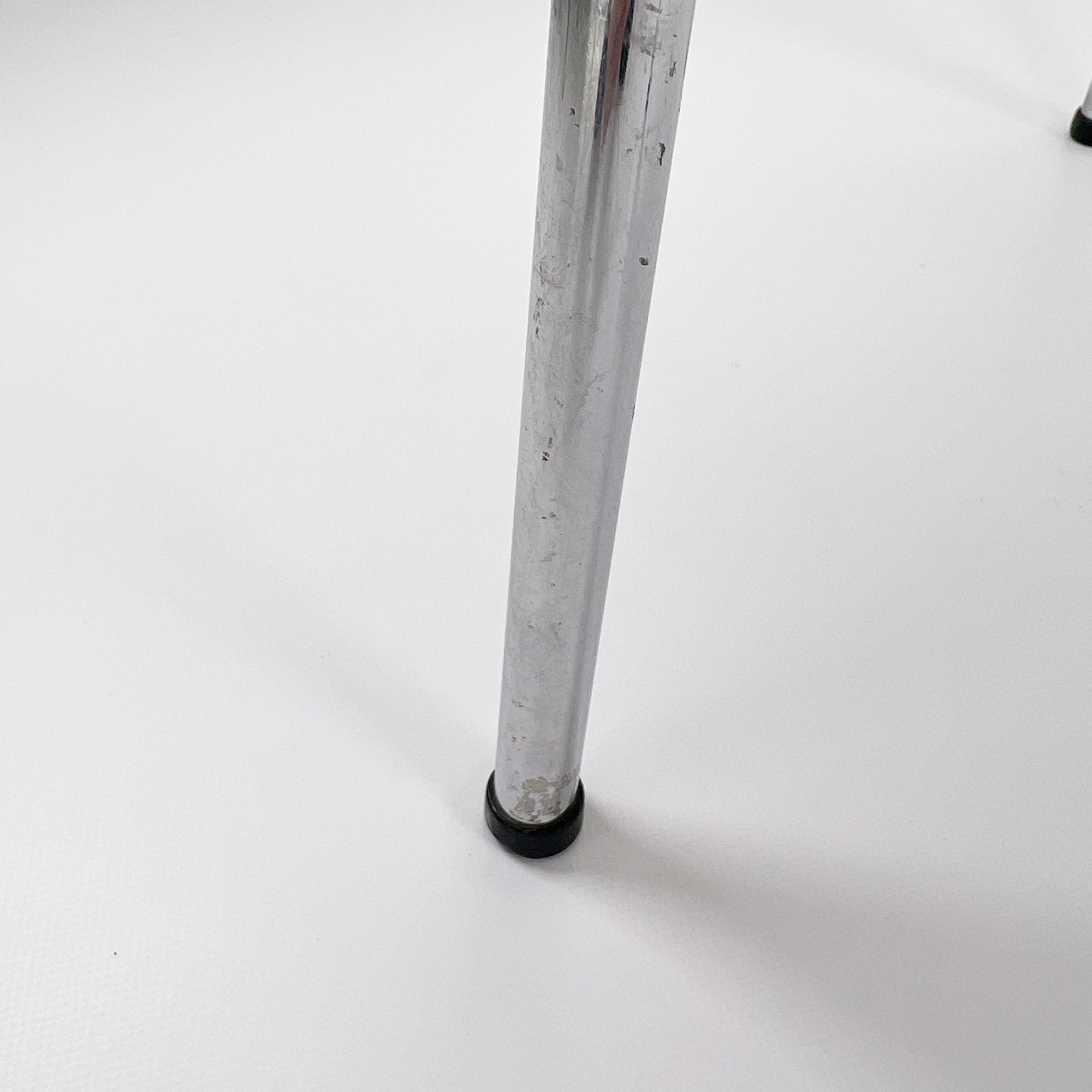 SE68 Stuhl Holz Chrom Schwarz 6