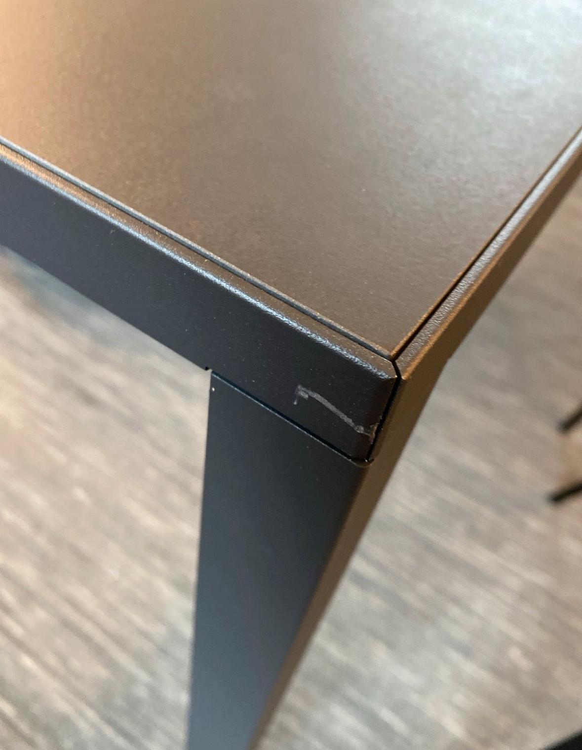 New Order Esstisch Aluminium Anthrazit 3