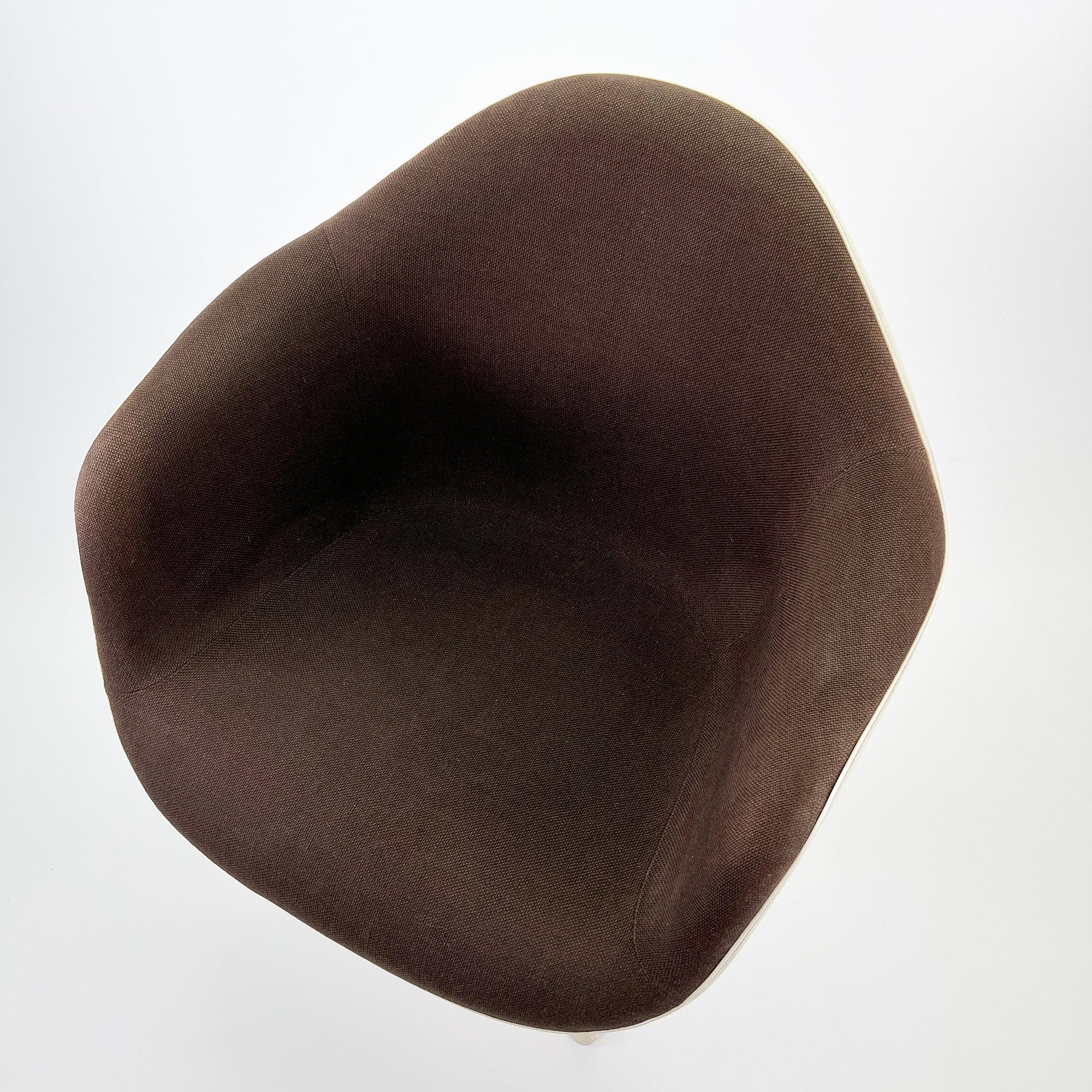 La Fonda Armchair Brown 5