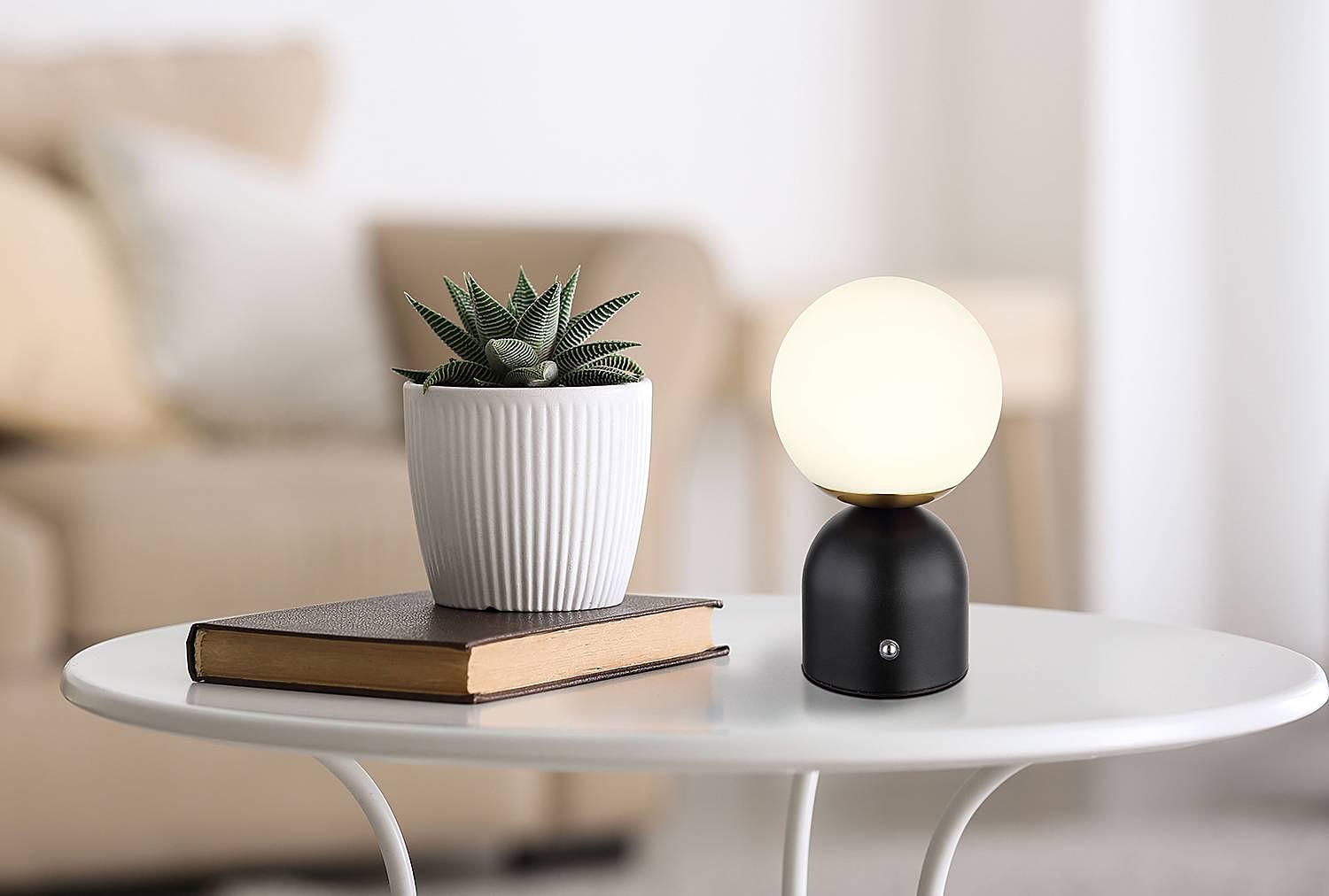 Julsy Typ A LED-Tischleuchte Acrylglas Eisen 1-flammig 2