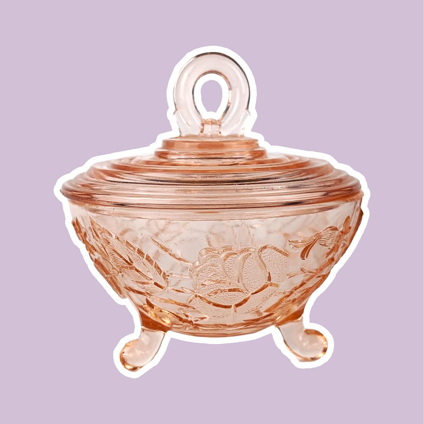 Scatola con coperchio Art Déco in vetro pressato anni '30 0