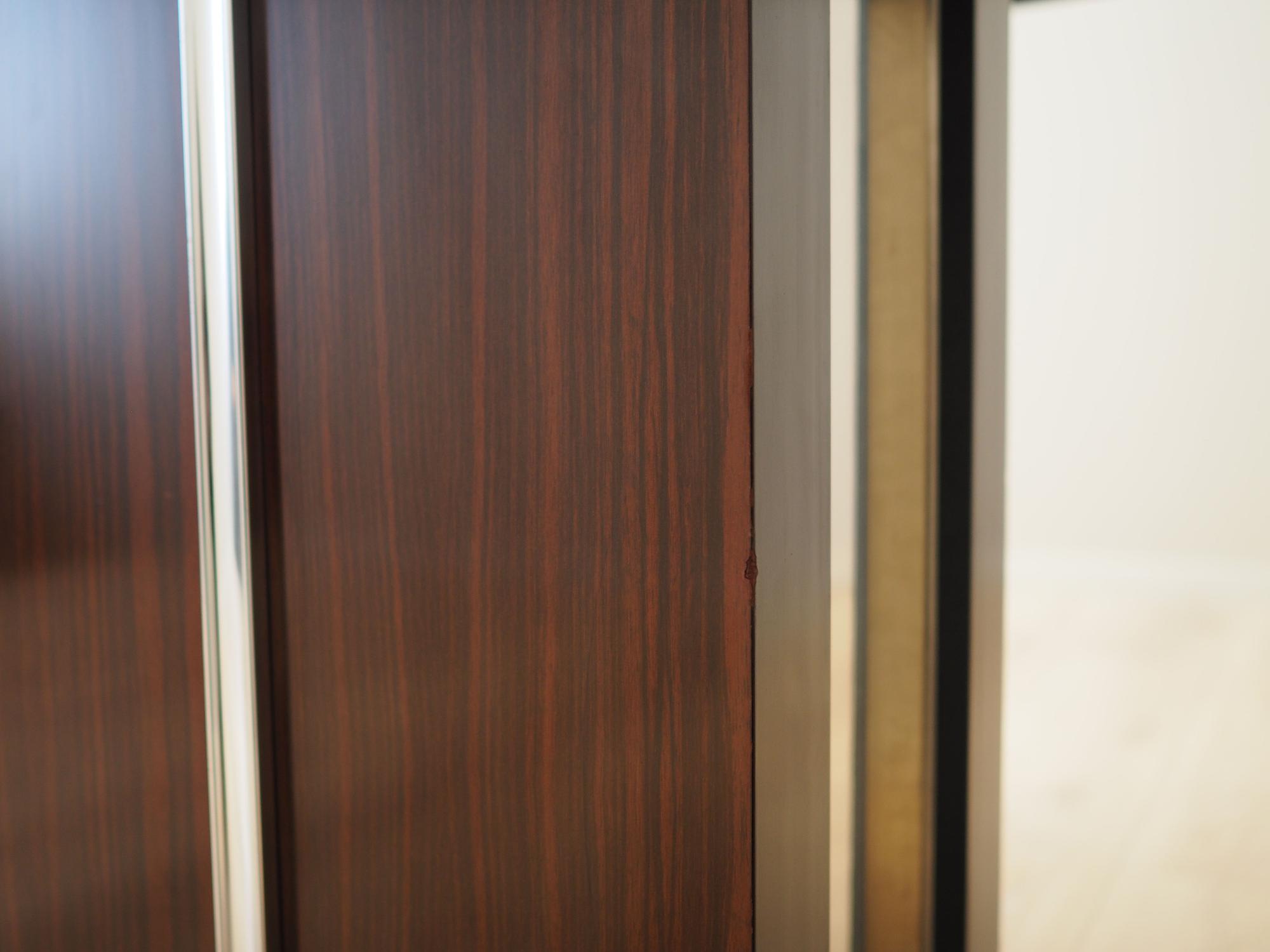 Round Mahogany Table 1970s 14