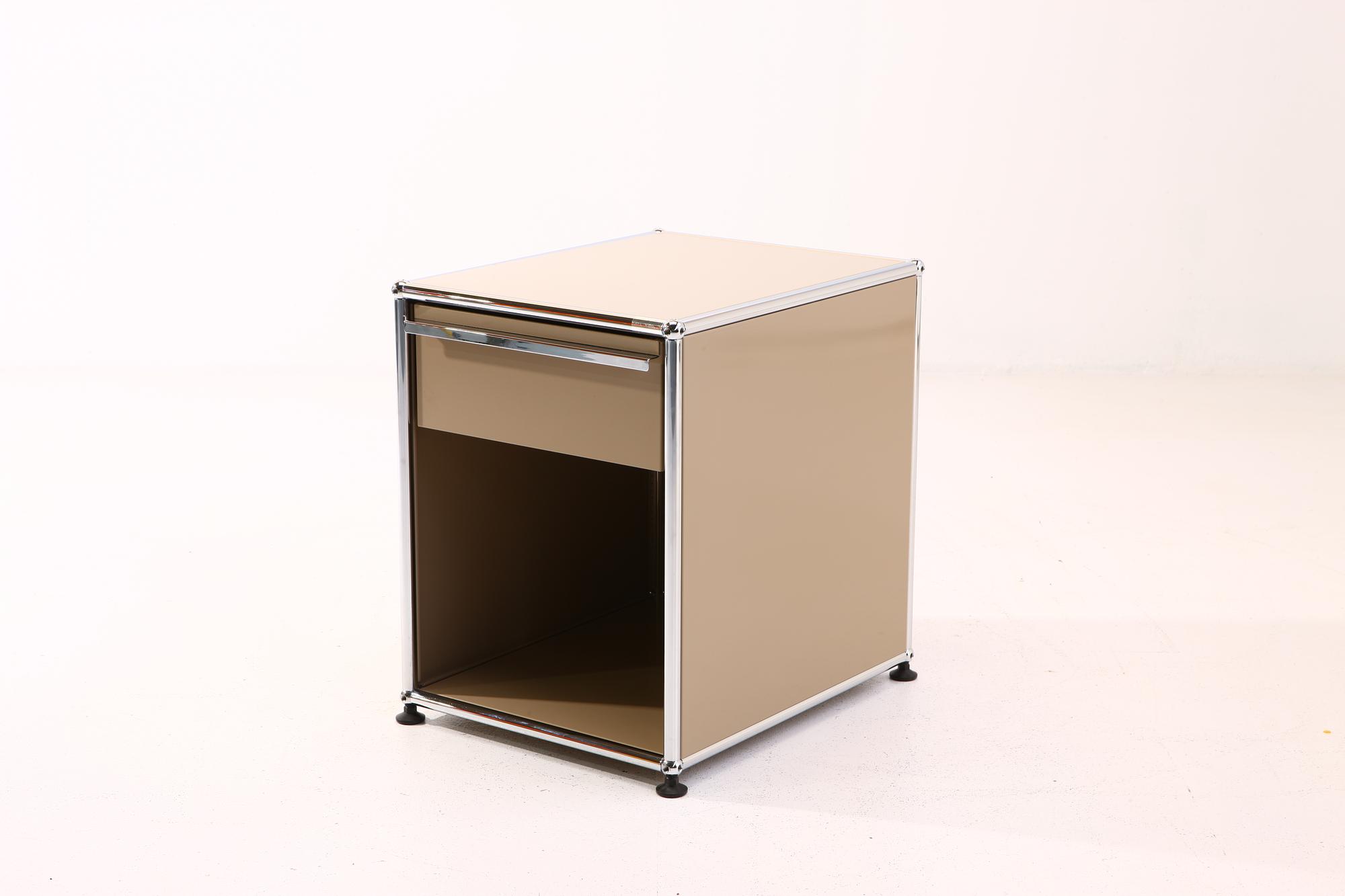 2x Sideboard mit Schiebschubladen Neu Lackiert 1