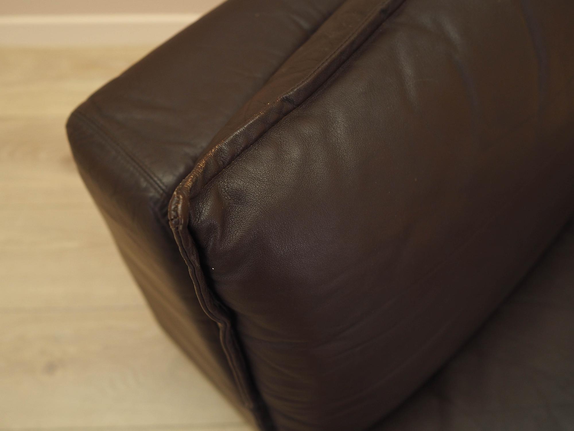 Leather armchair Brown 9