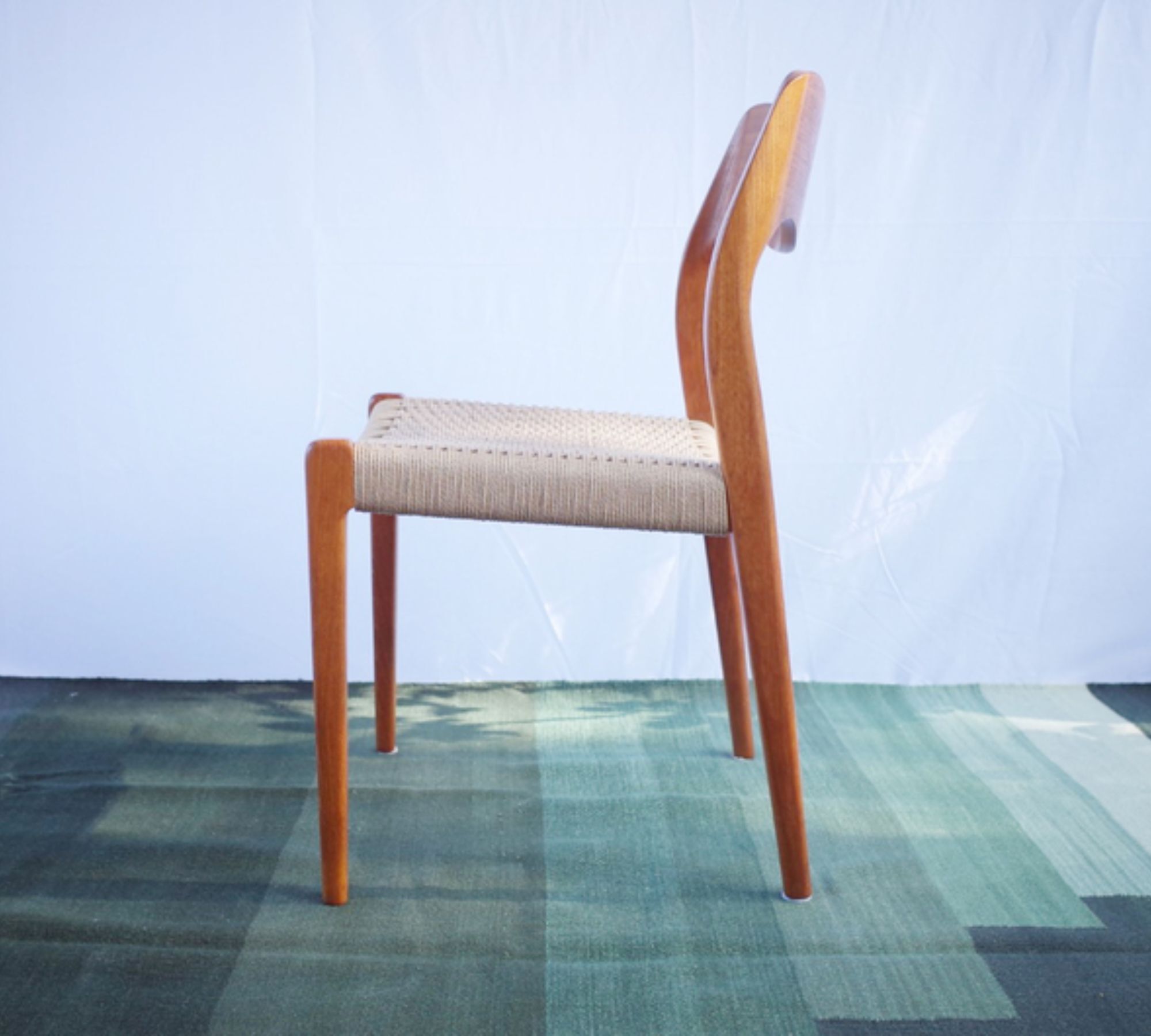 4x Dänische Teak Stühle Modell 71 Braun 2