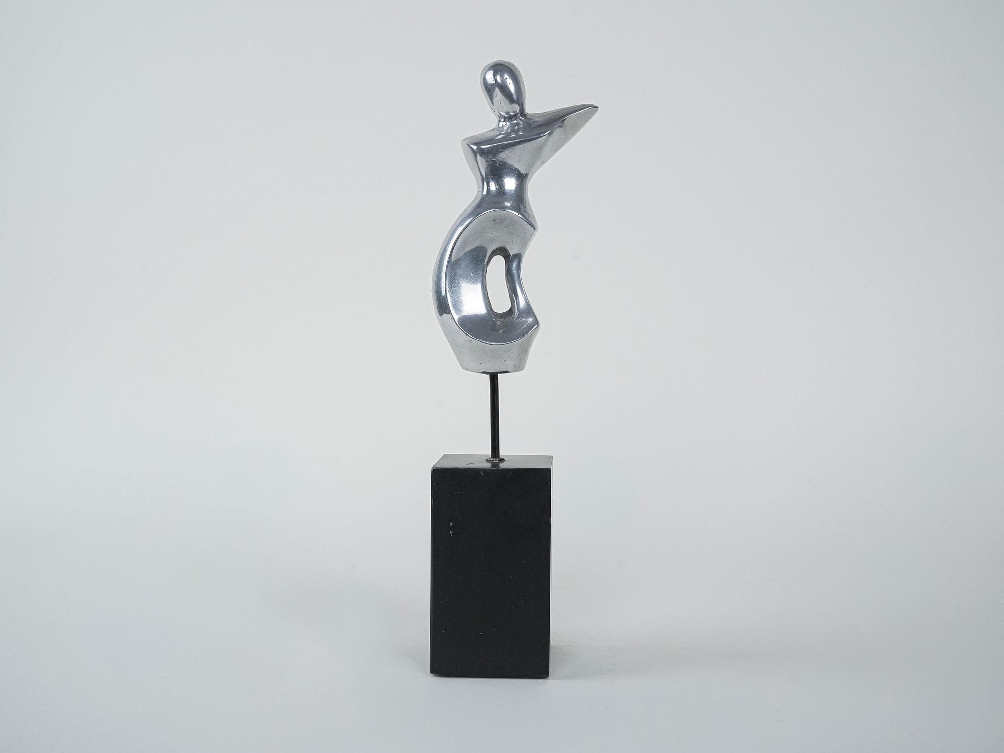 Figure Silver 1