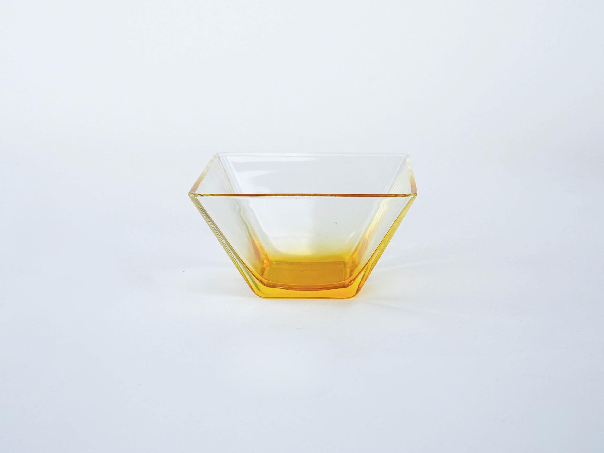 Glass bowl set  Multicolor  1980s 5