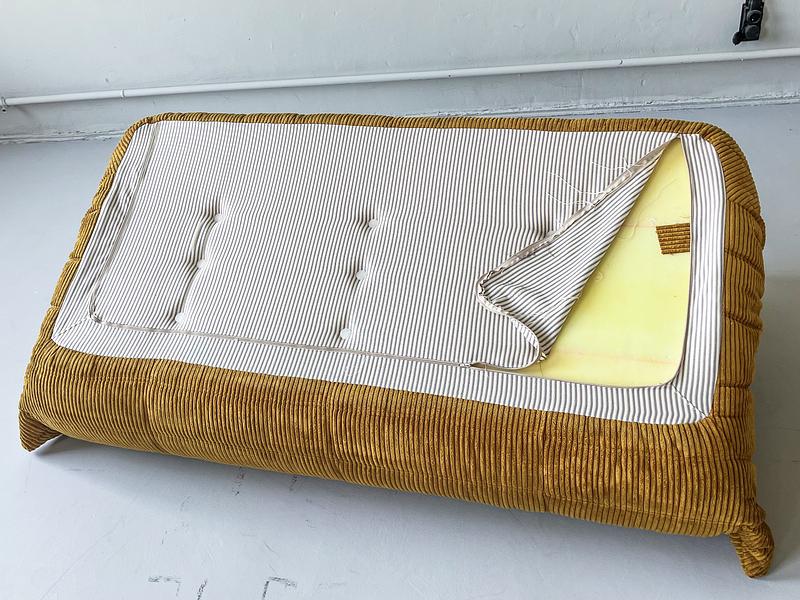 Togo Sofa 3-Sitzer Cord Sandbraun 6