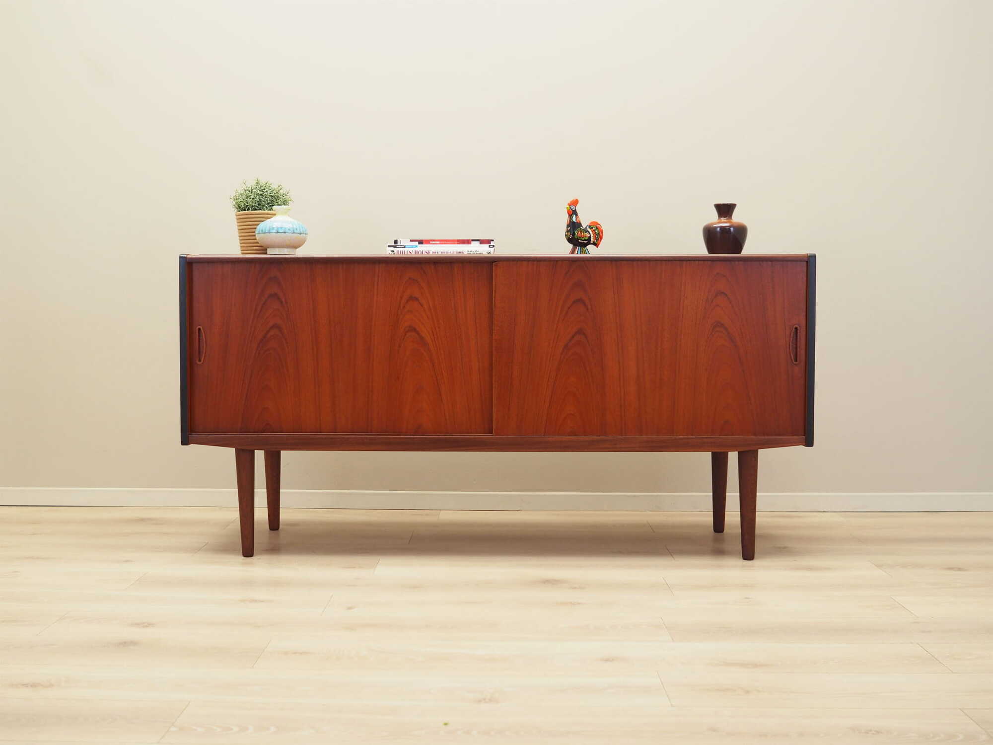 Vintage Sideboard Teakholz Braun 1970er Jahre 1