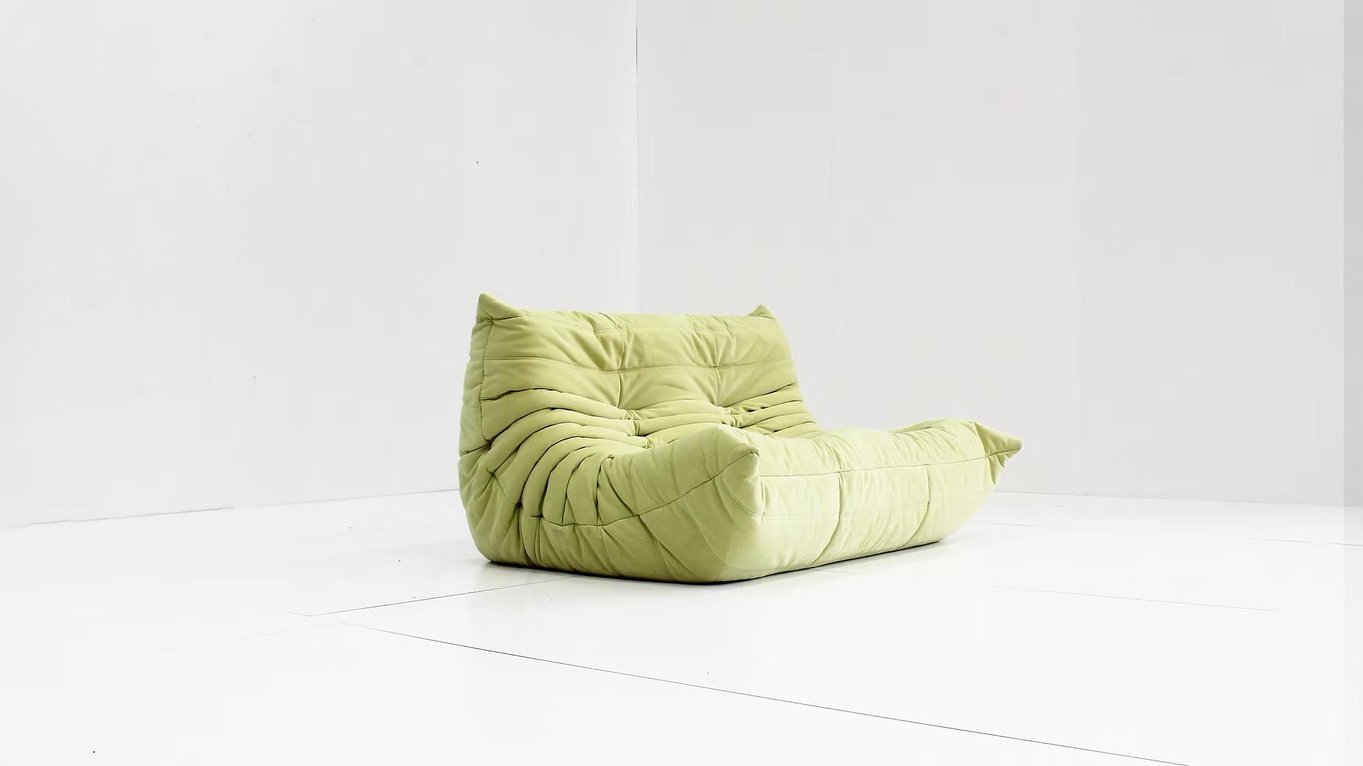Togo Sofa 2-seater Alcantara Mint Green 3