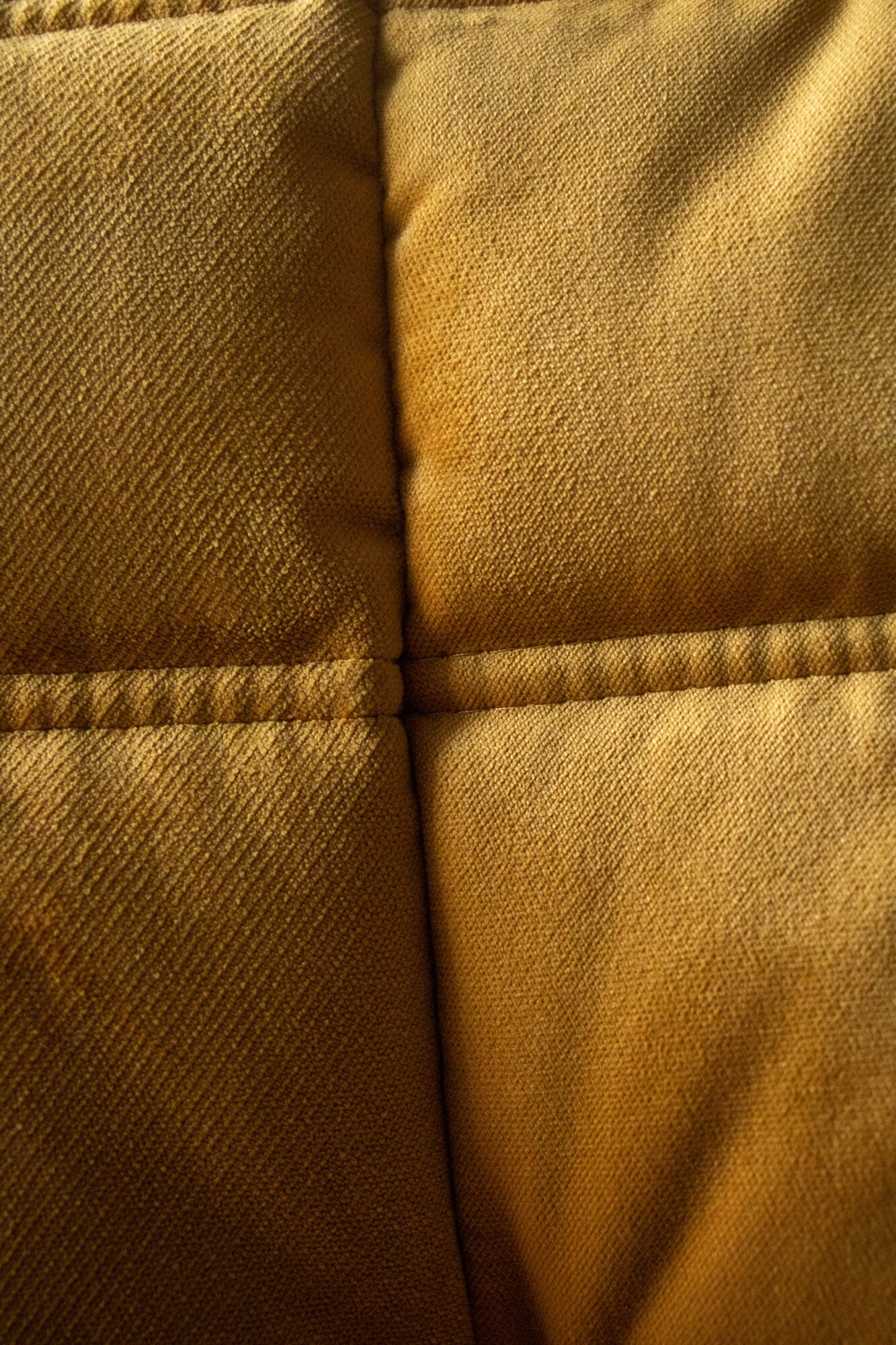 Togo Lounge Set 5 pezzi Velluto Giallo Oro 7