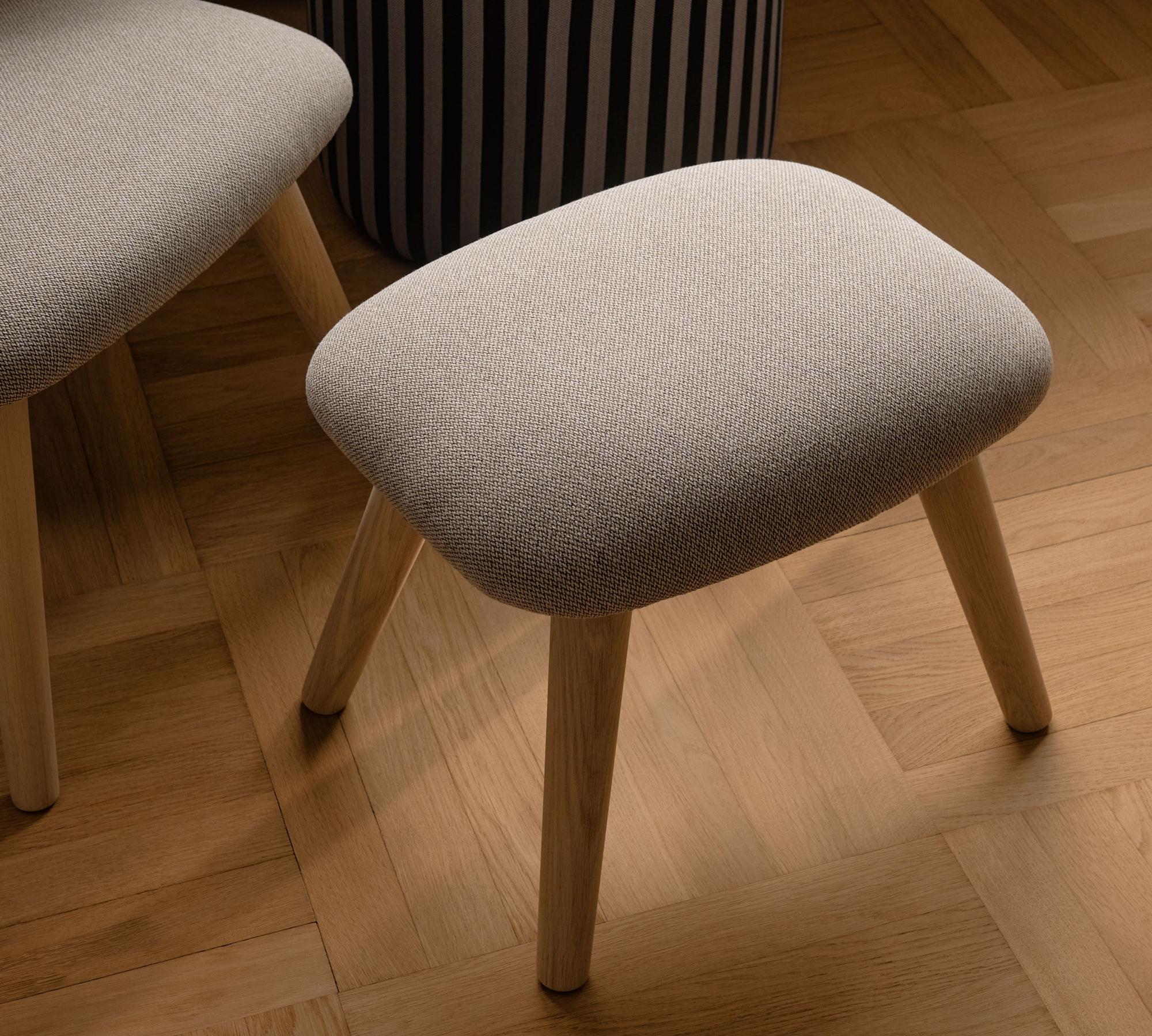 Farrow Hocker Agnes Brown 0