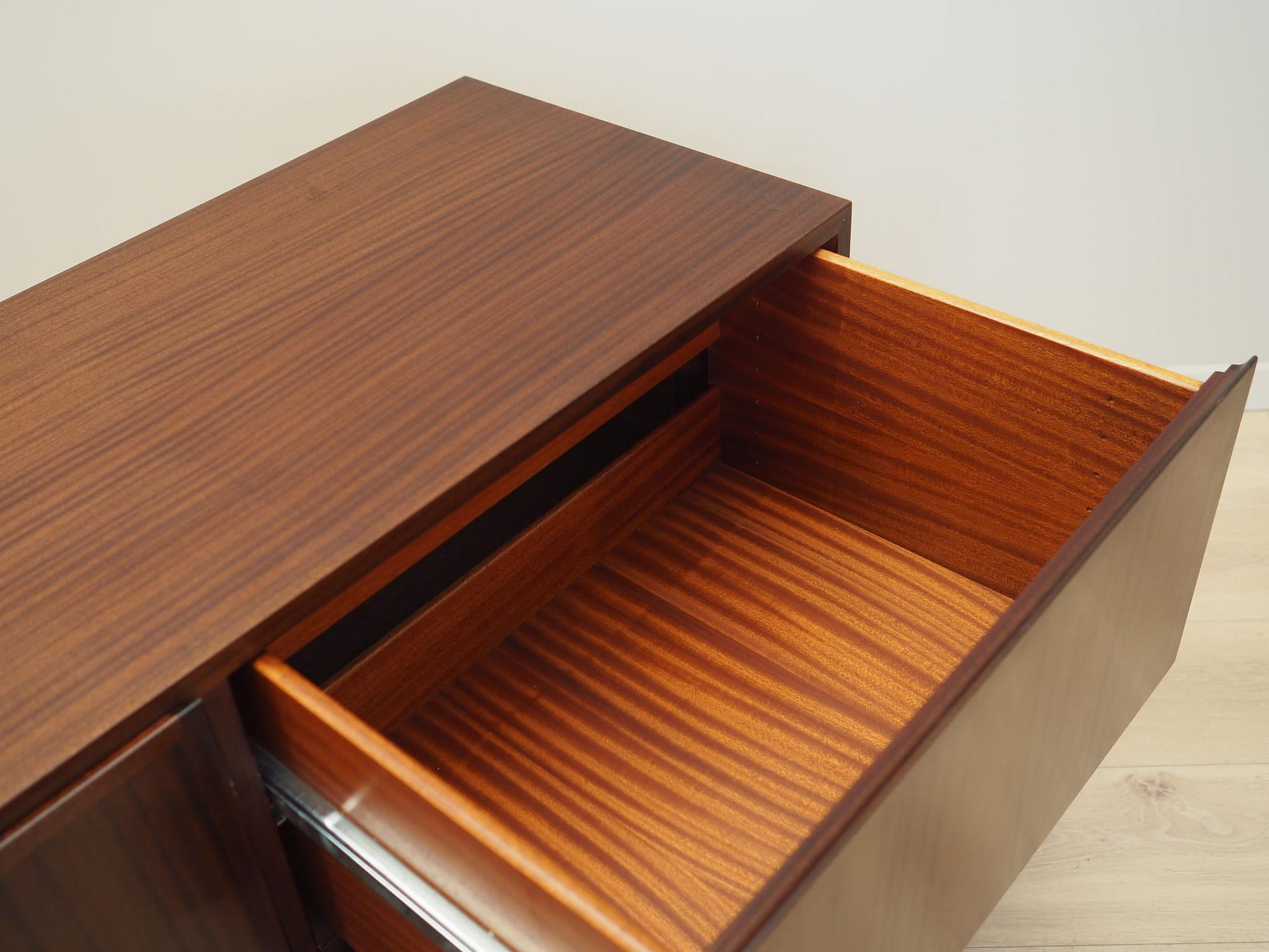 Vintage dresser mahogany brown 1970s 13