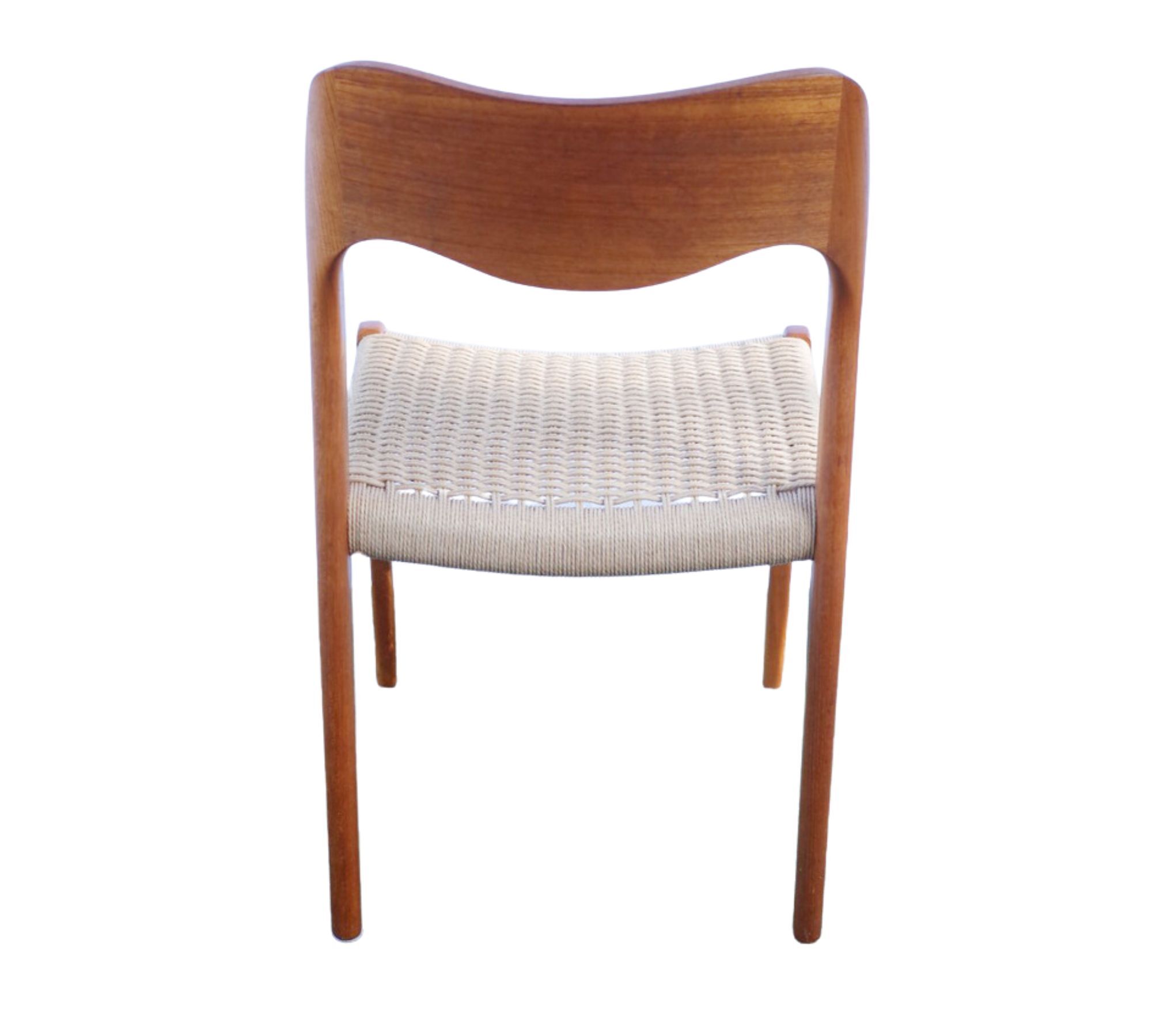 4x Dänische Teak Stühle Modell 71 Braun 4