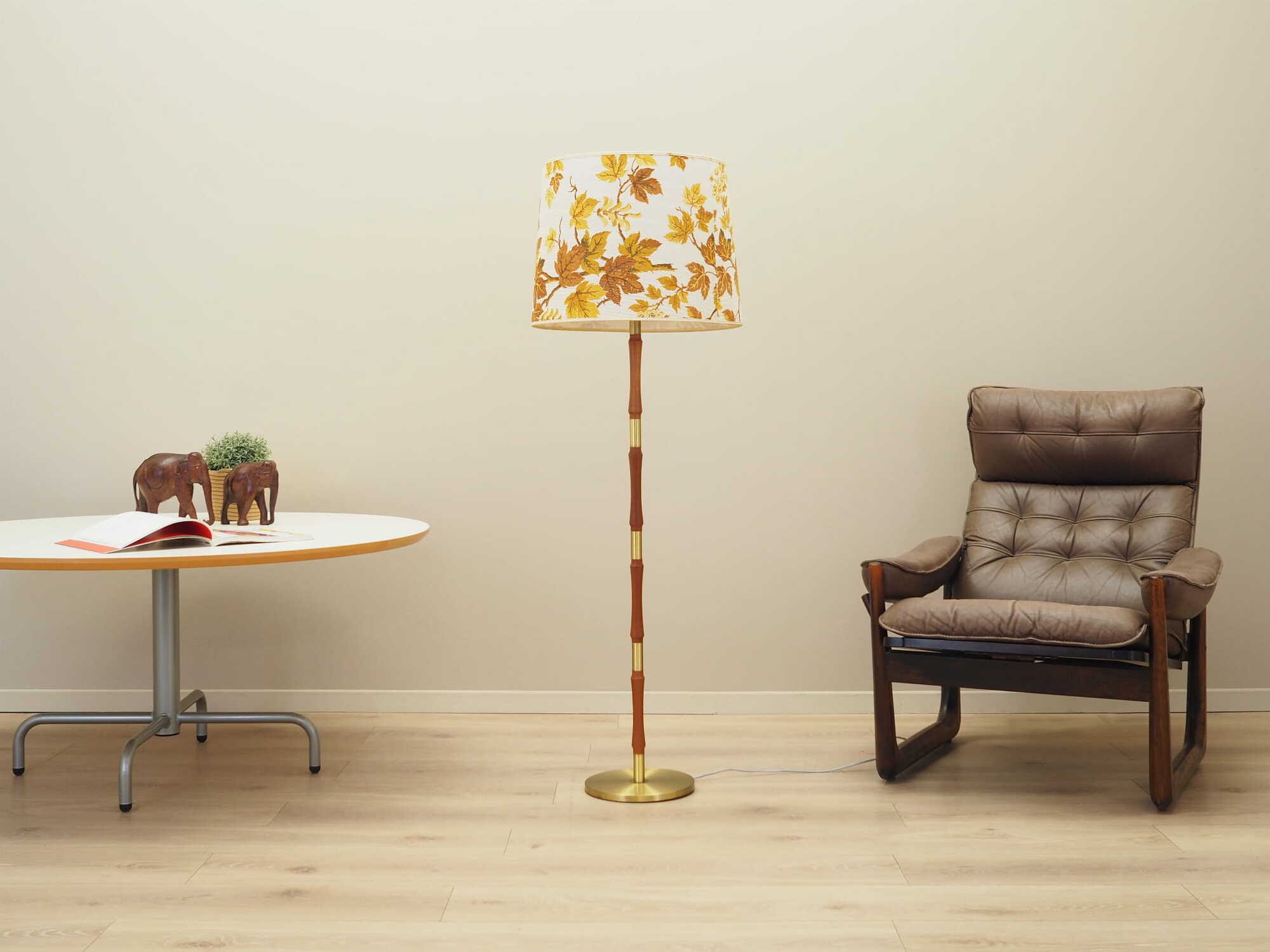 Floor lamp wood metal multicolor 1970s 1