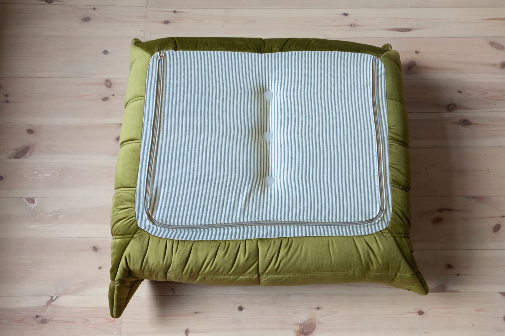 Togo armchair and ottoman set velvet olive green 8