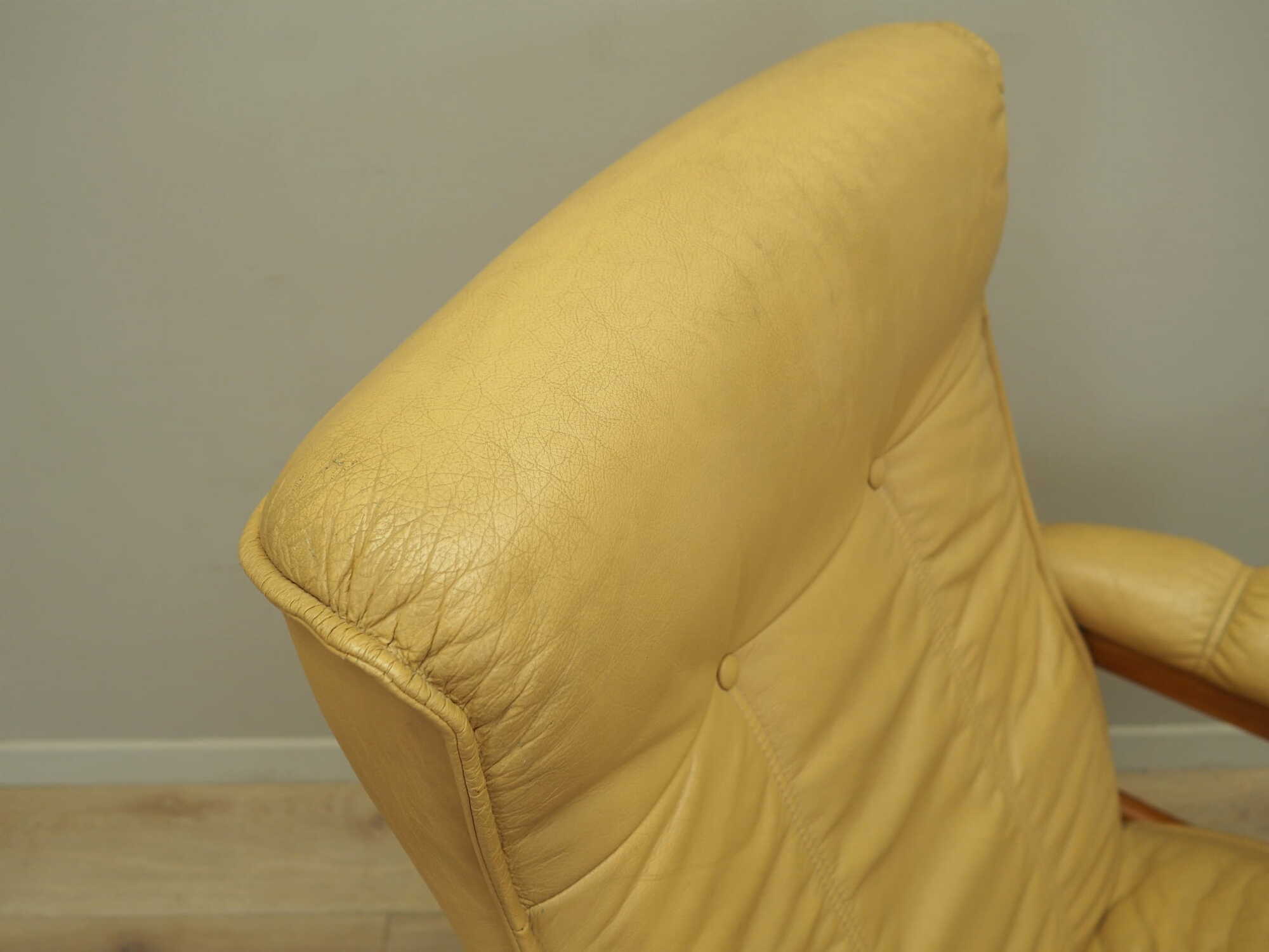 Armchair Teak Wood Leather Yellow 1960s 8