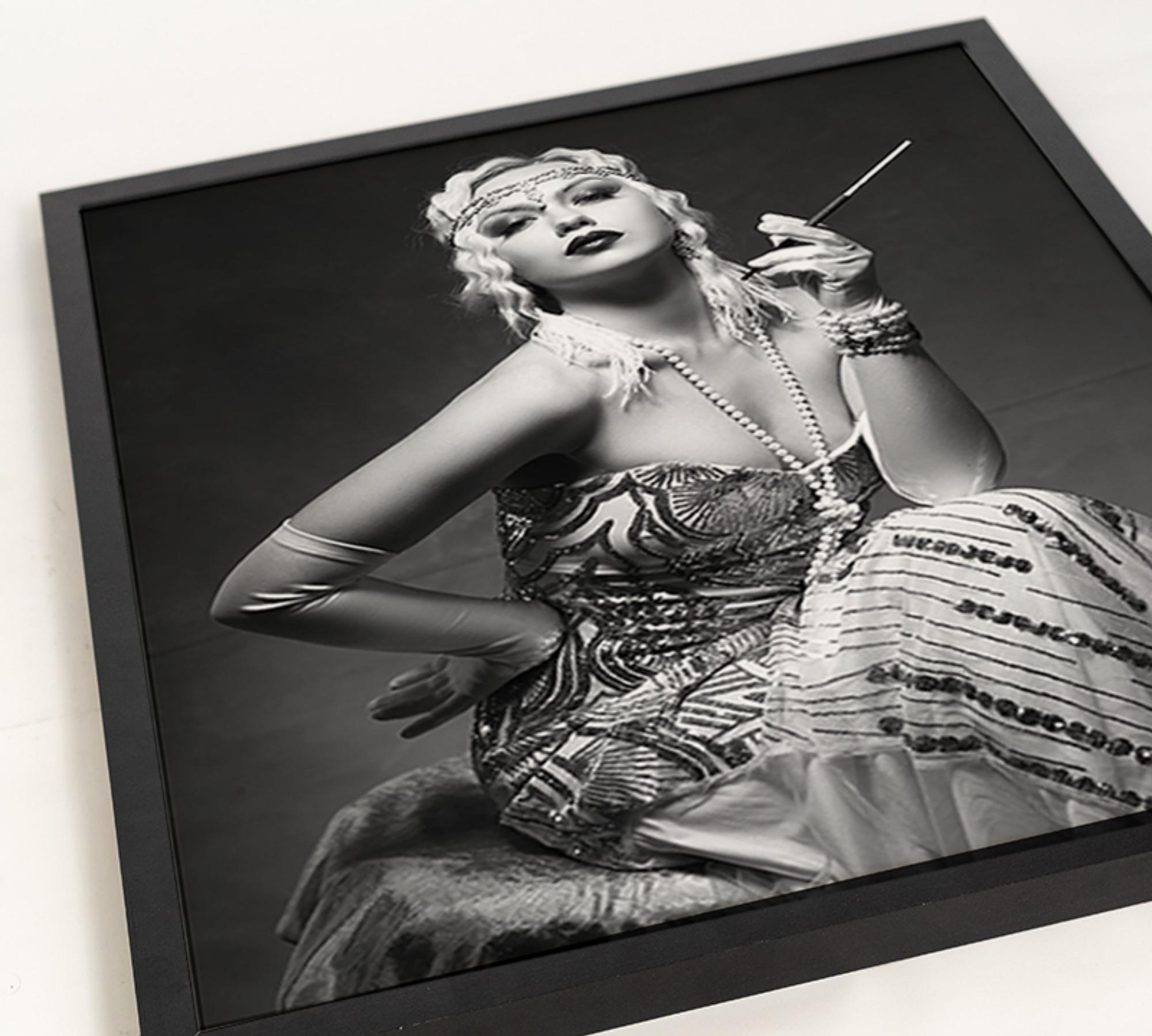 Gatsby Woman Art Print with Frame Black and White 2