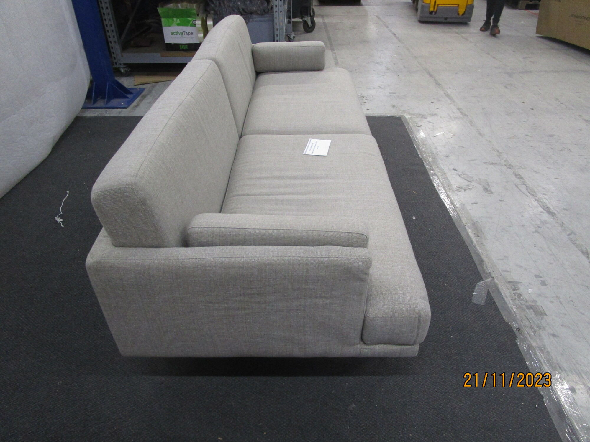 Ernest Sofa 3-Sitzer Vega Sand Dune 9