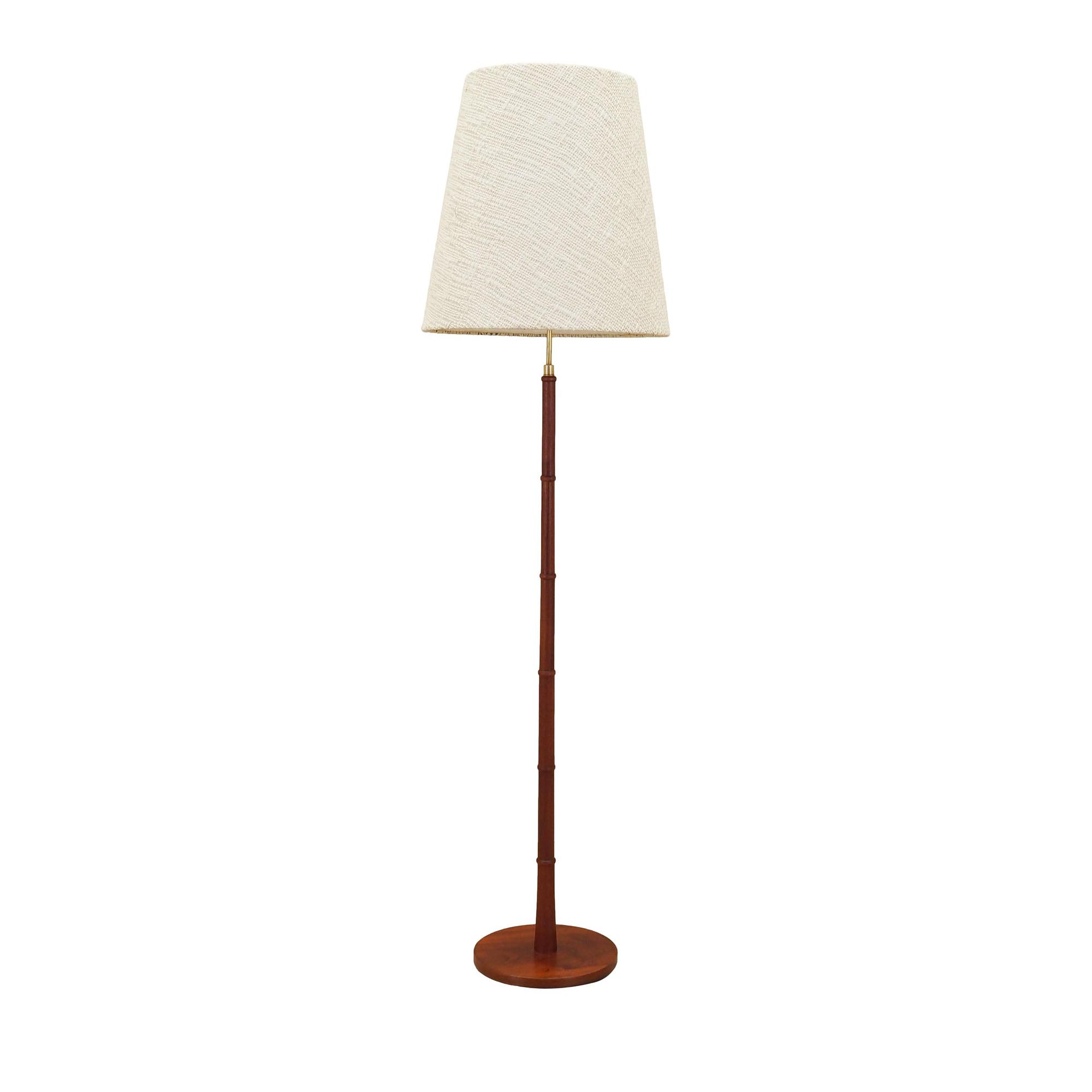 Stehlampe Holz 1970er Jahre 0