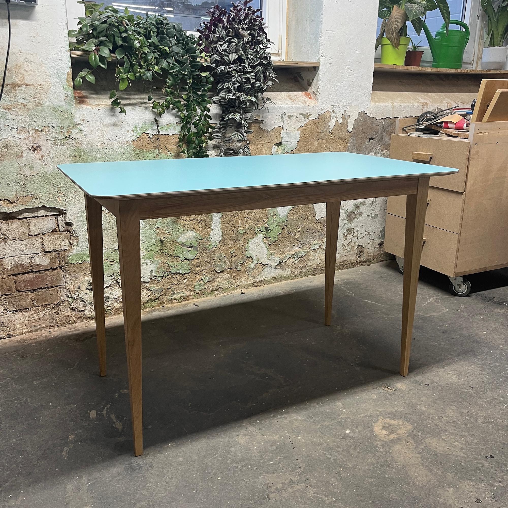 Beluga Tisch Holz HPL Türkis 0