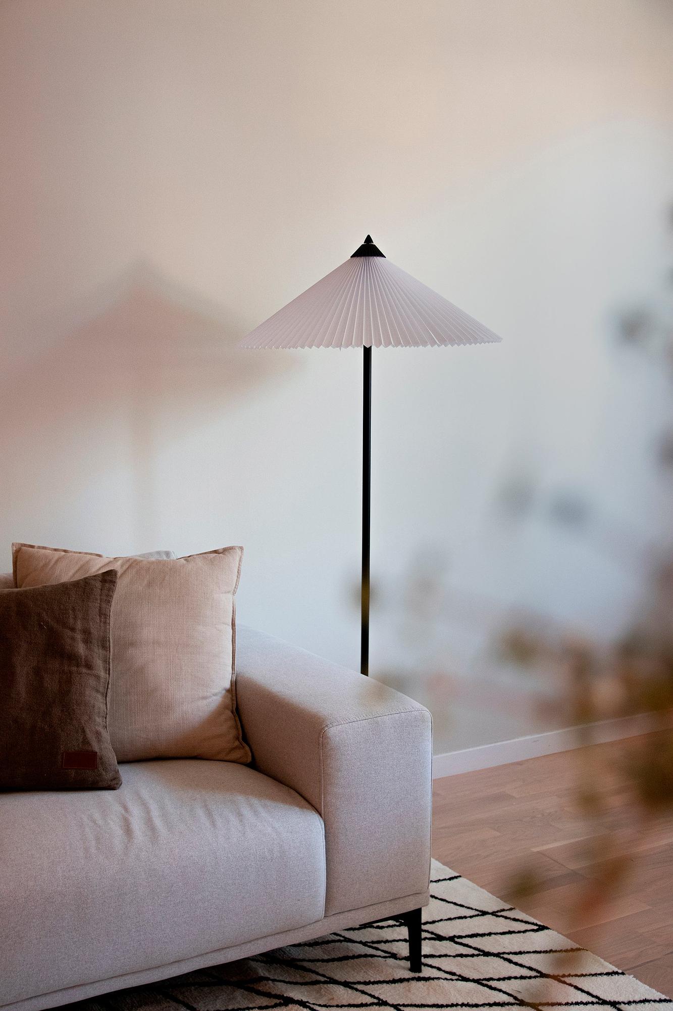 Matisse Floor Lamp Marble White Black 1