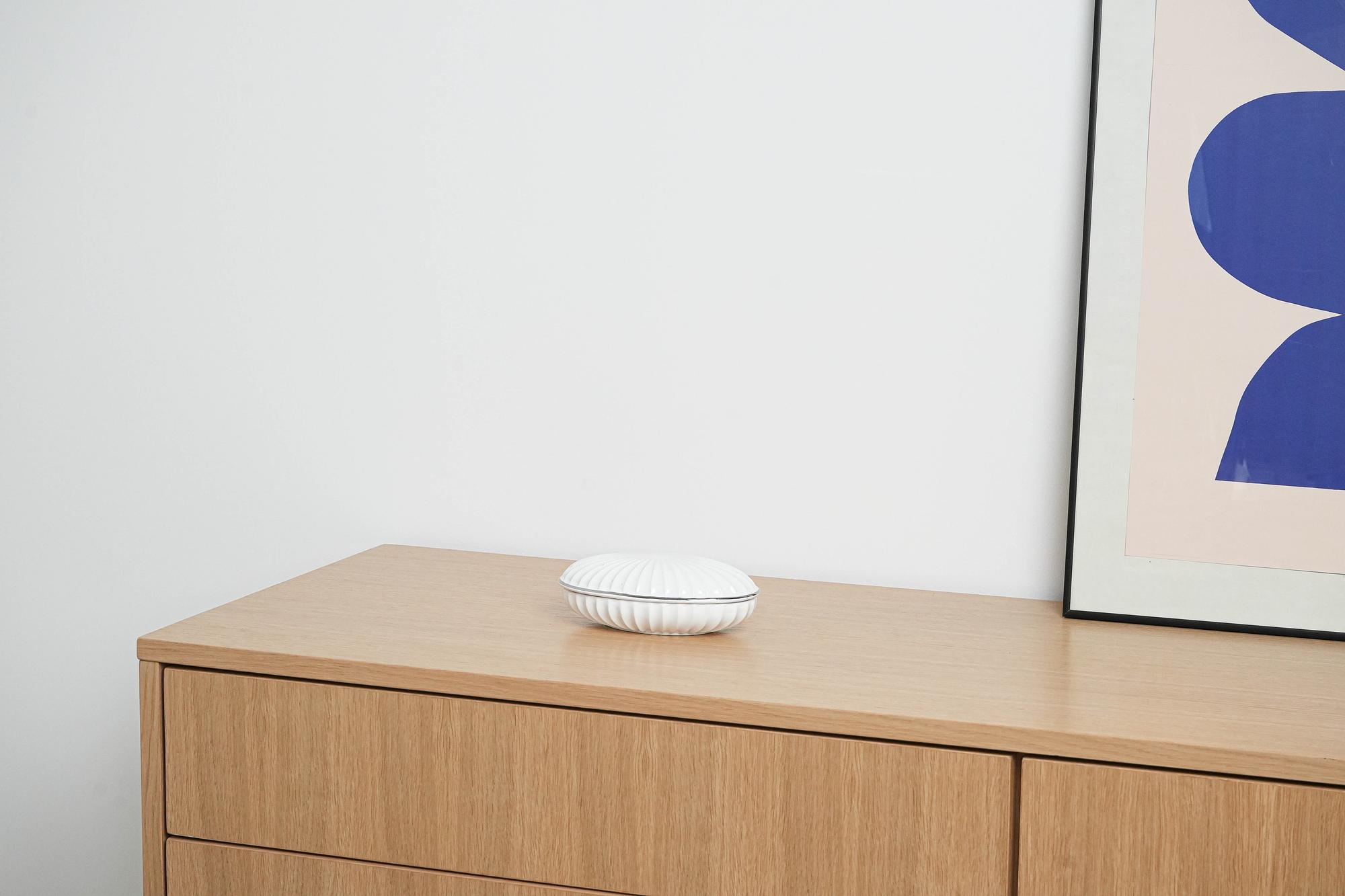 Porcelain shell dish White 1970s 1