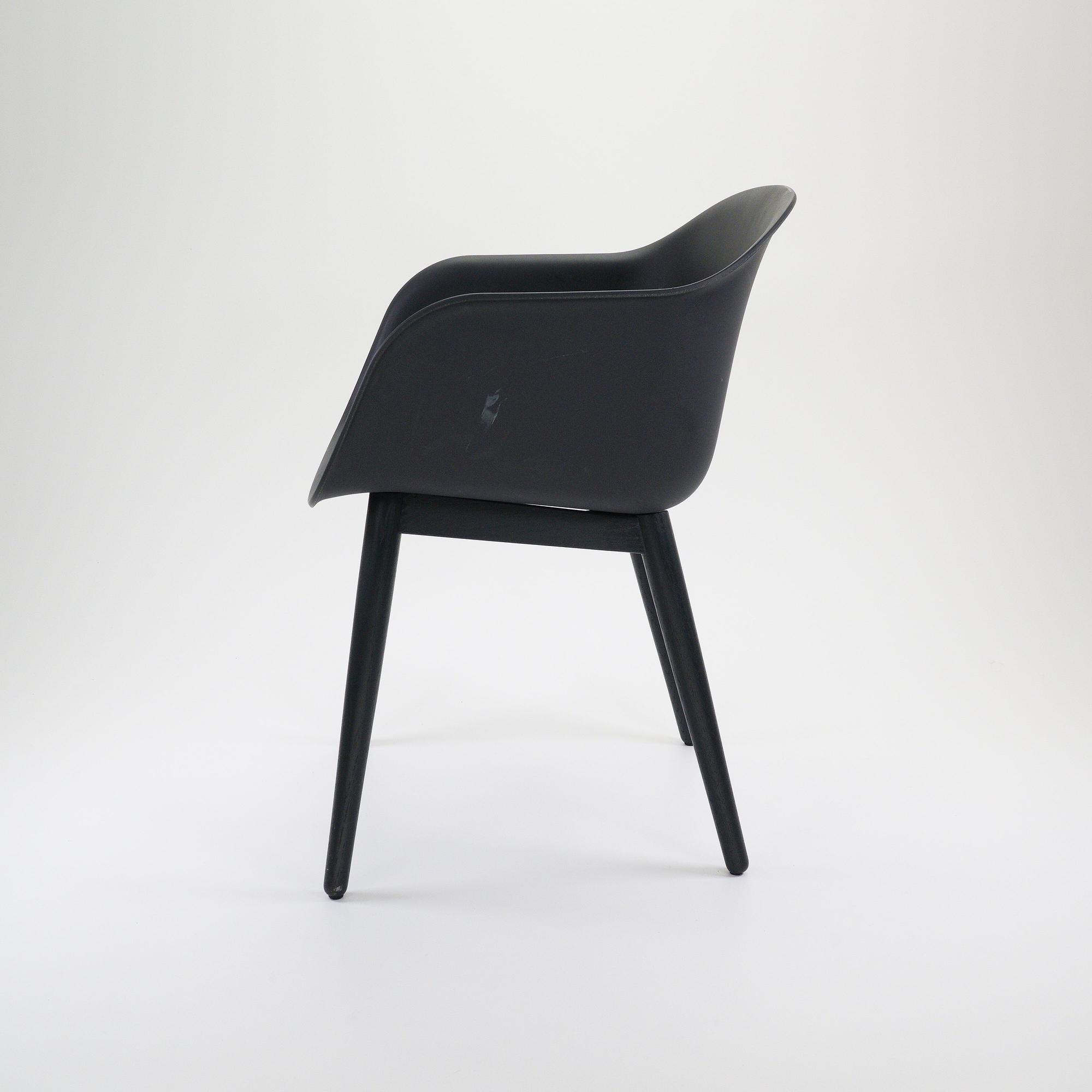 Fiberglass Chair Kunststoff Schwarz 1