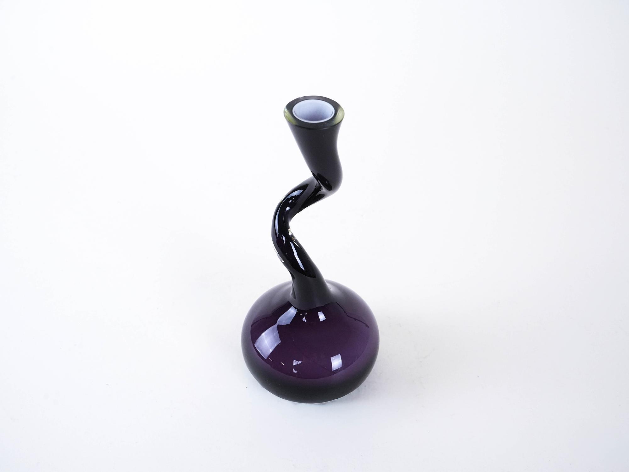 Swing Vase 1990s 2