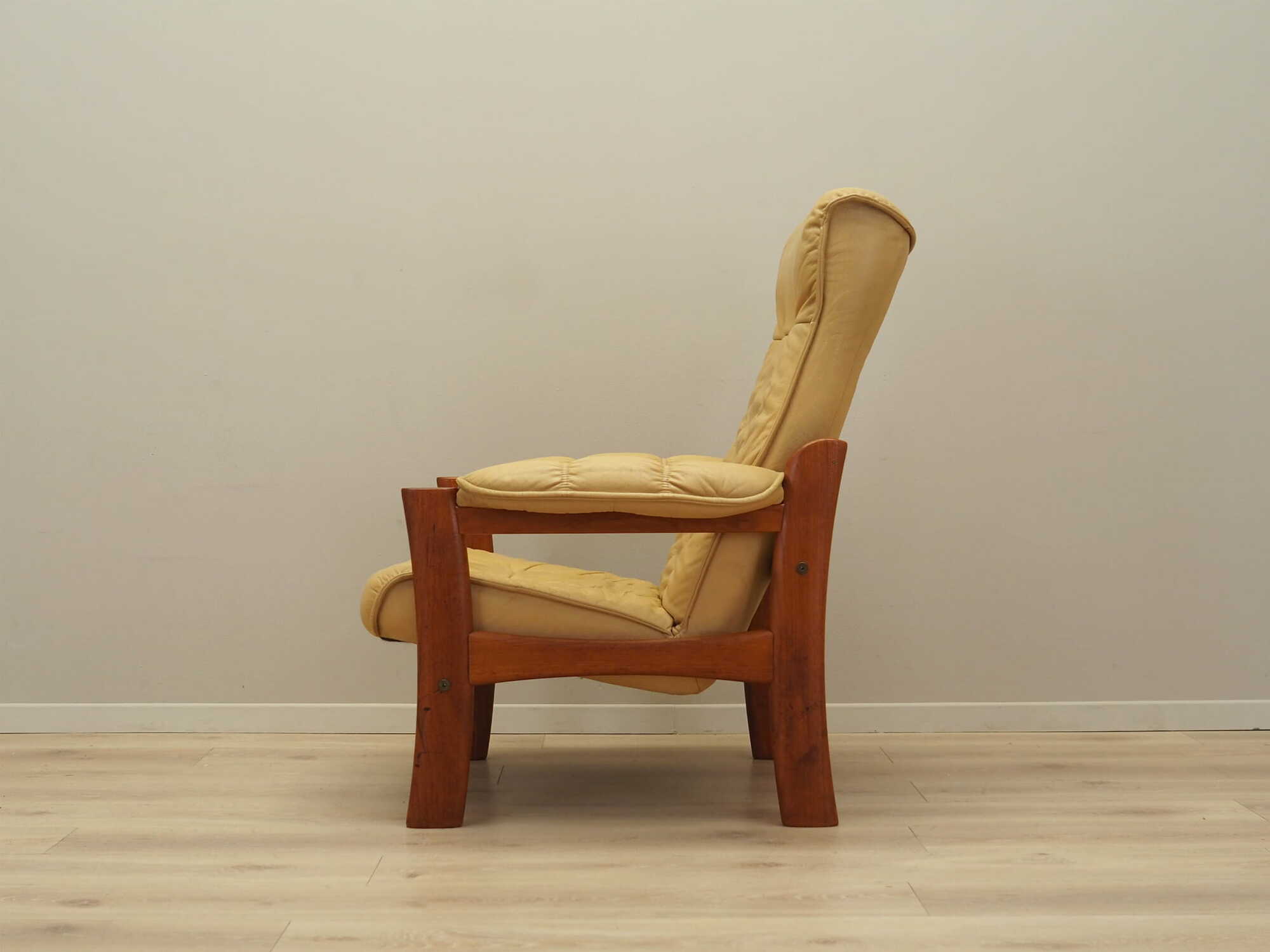 Armchair Teak Wood Leather Yellow 1960s 3