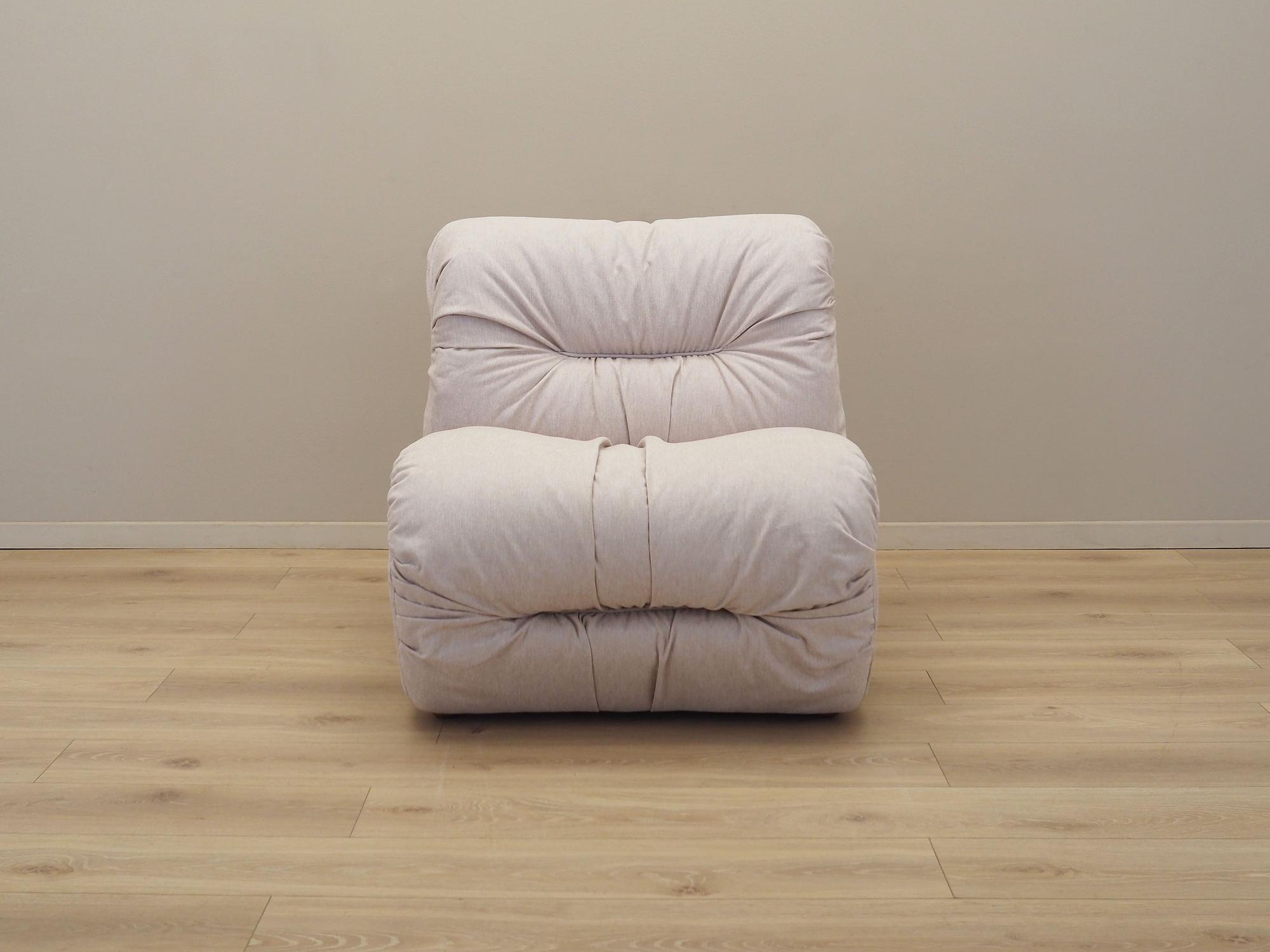 Beige armchair, Italian design, 1970s, Production: Italy 2