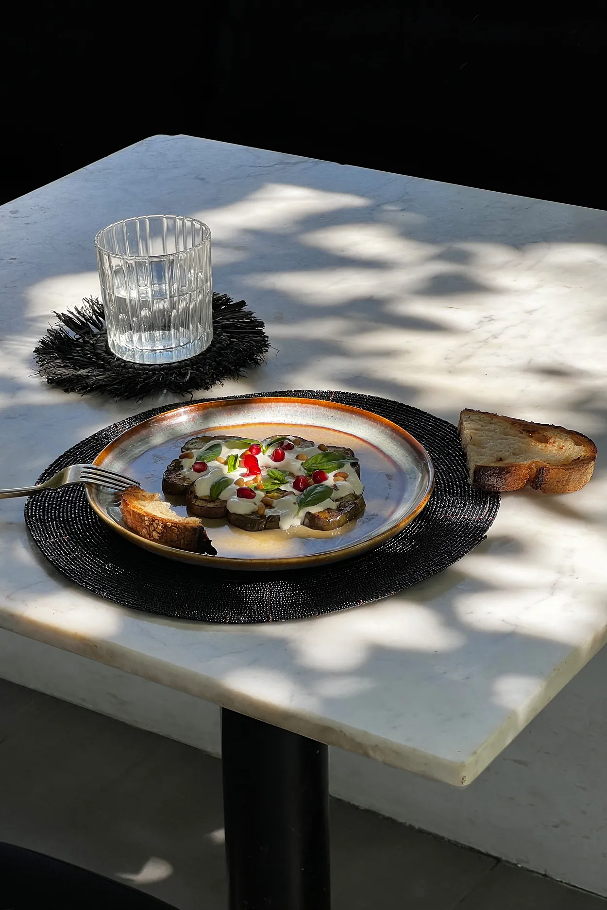 Beaded placemat Black 1