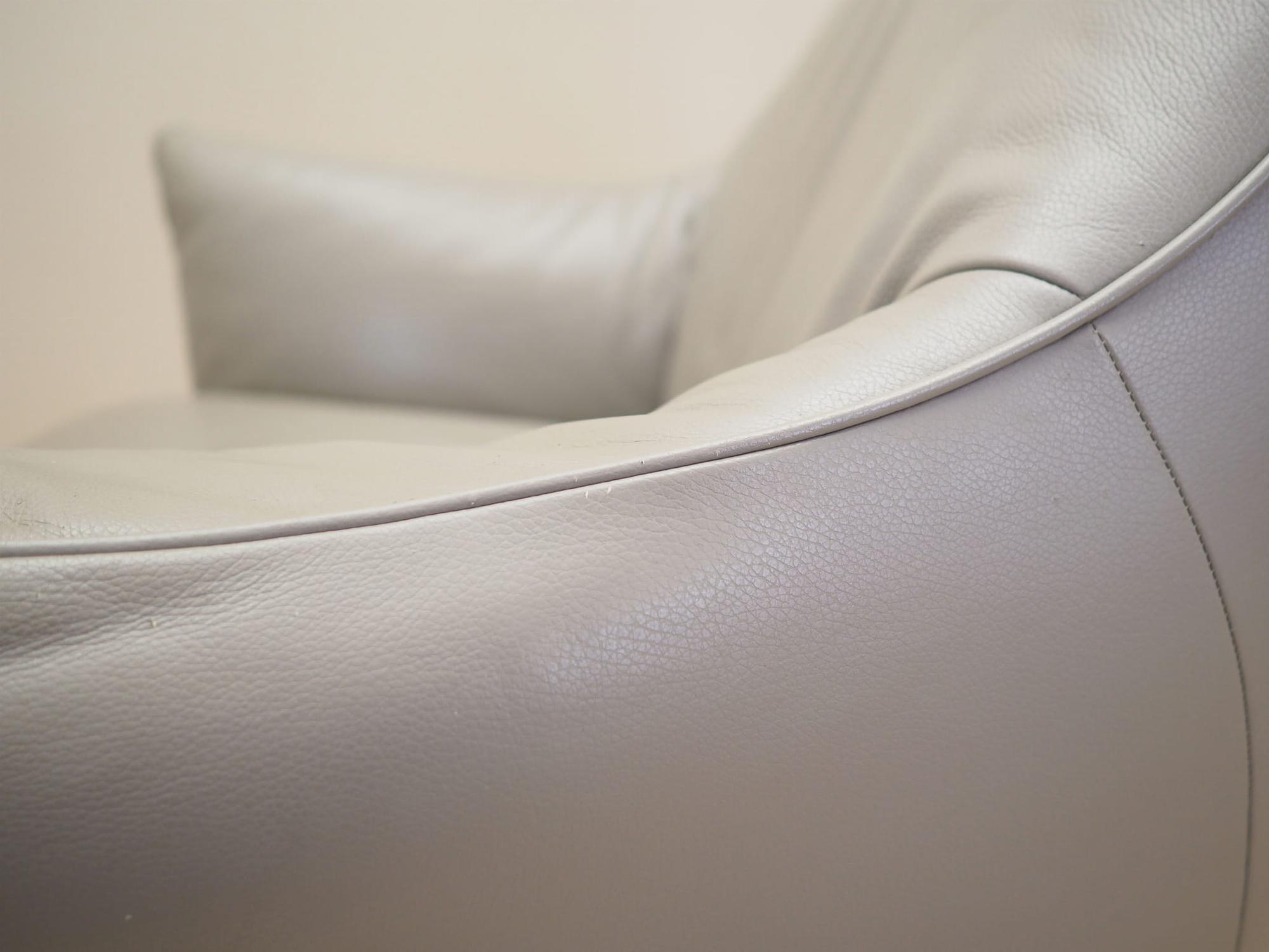 Swiveling armchair leather 1990s 14