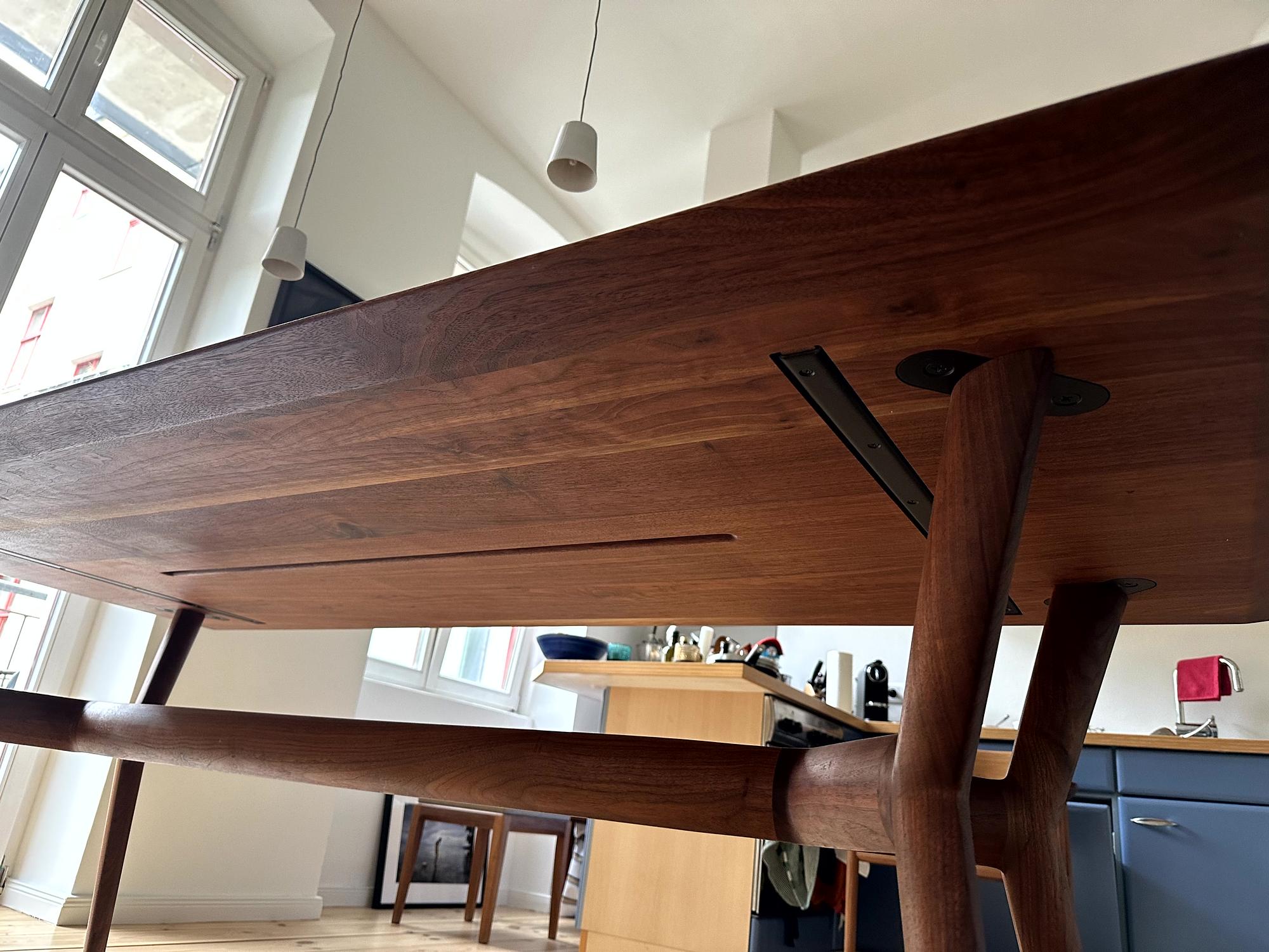 Esstisch Nussbaumholz Braun 2
