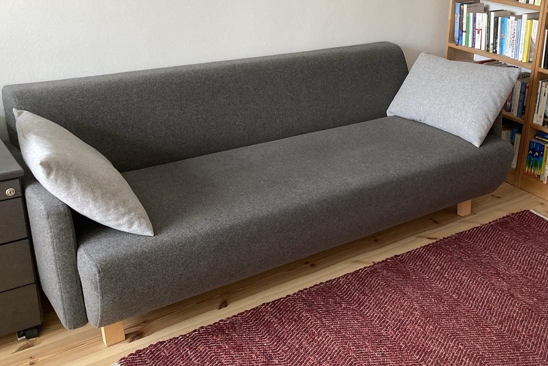 Lavolta Sofa Wolle Buche 1