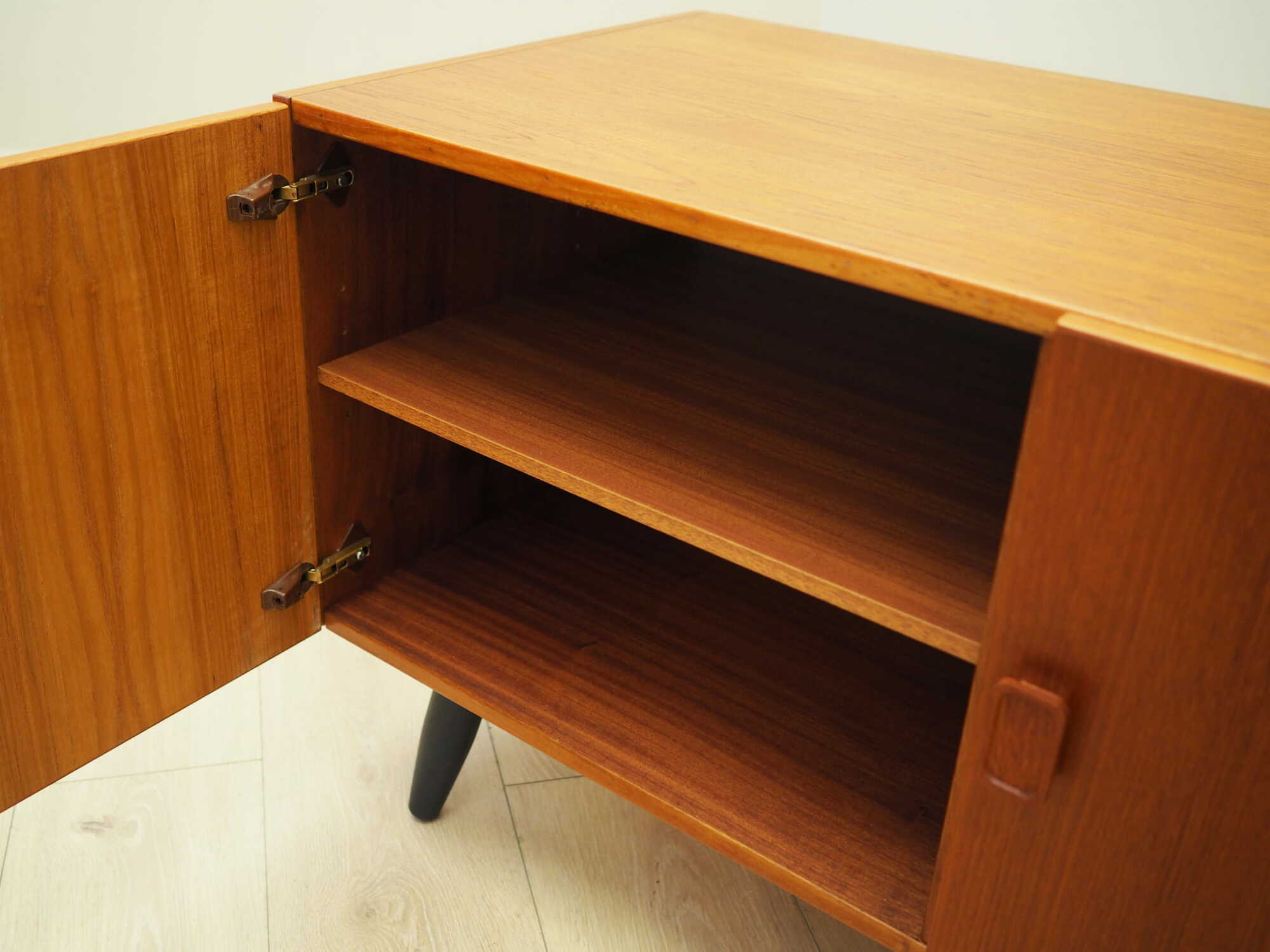 Schrank Teakholz Braun 1970er Jahre 9