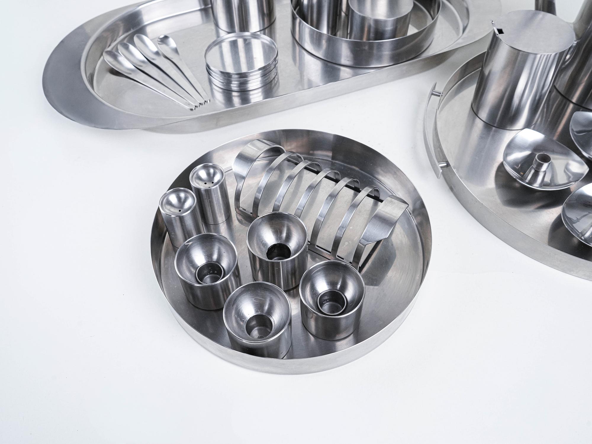 Serving set 1960s Arne Jacobsen 4