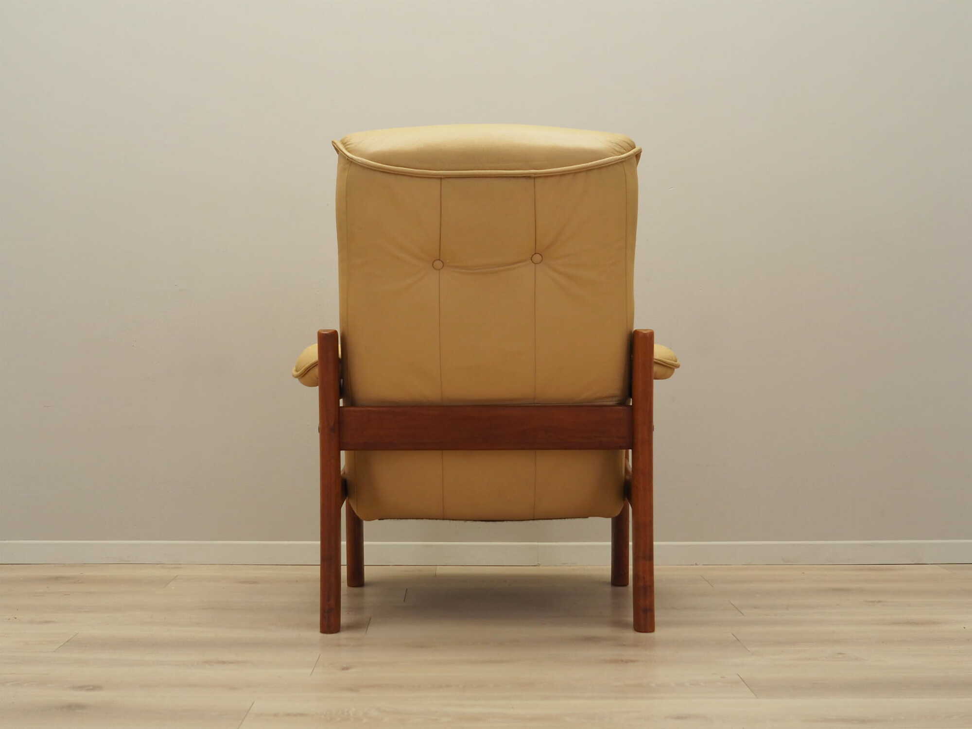 Armchair Teak Wood Leather Yellow 1960s 4